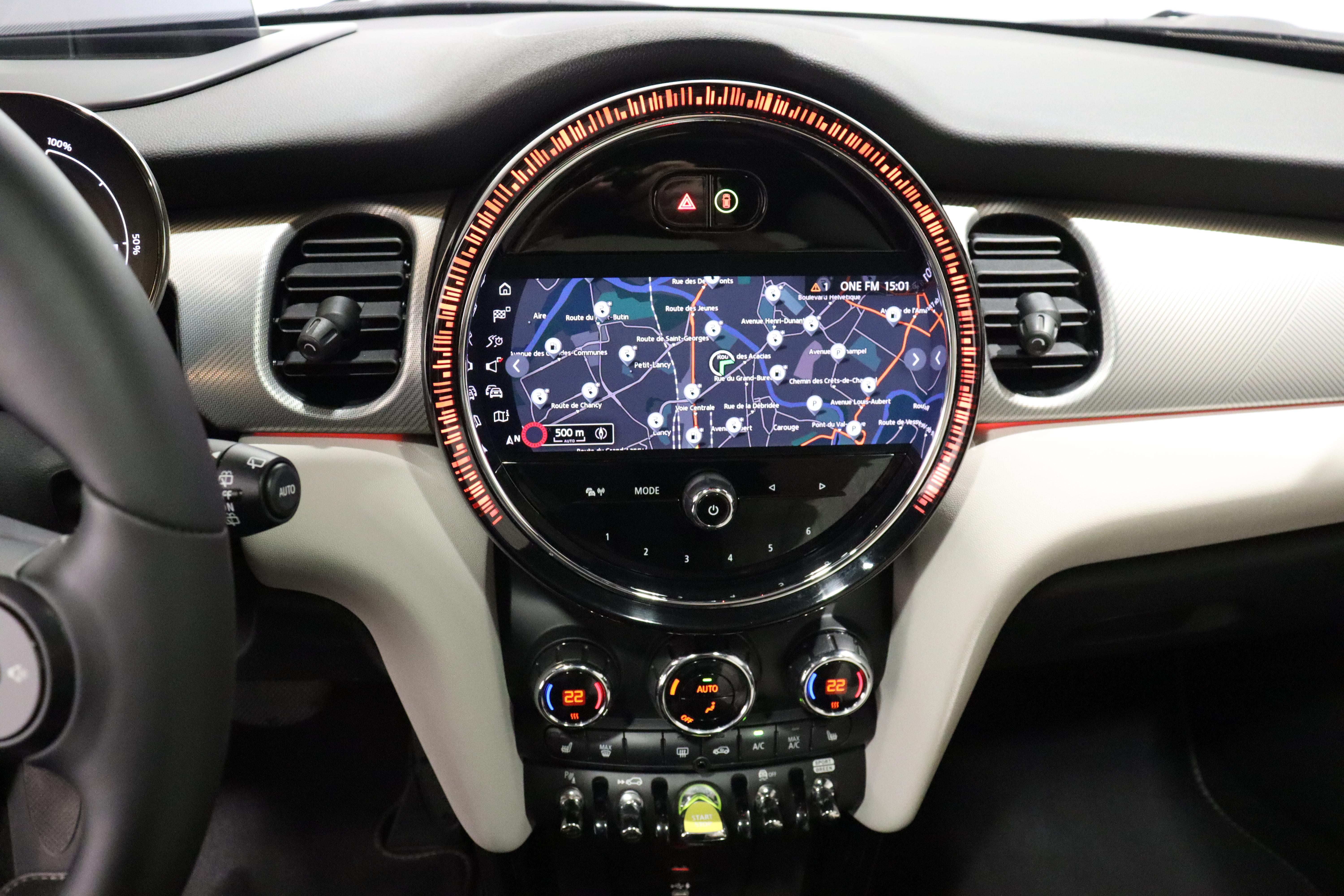 MINI F56 Cooper SE_16