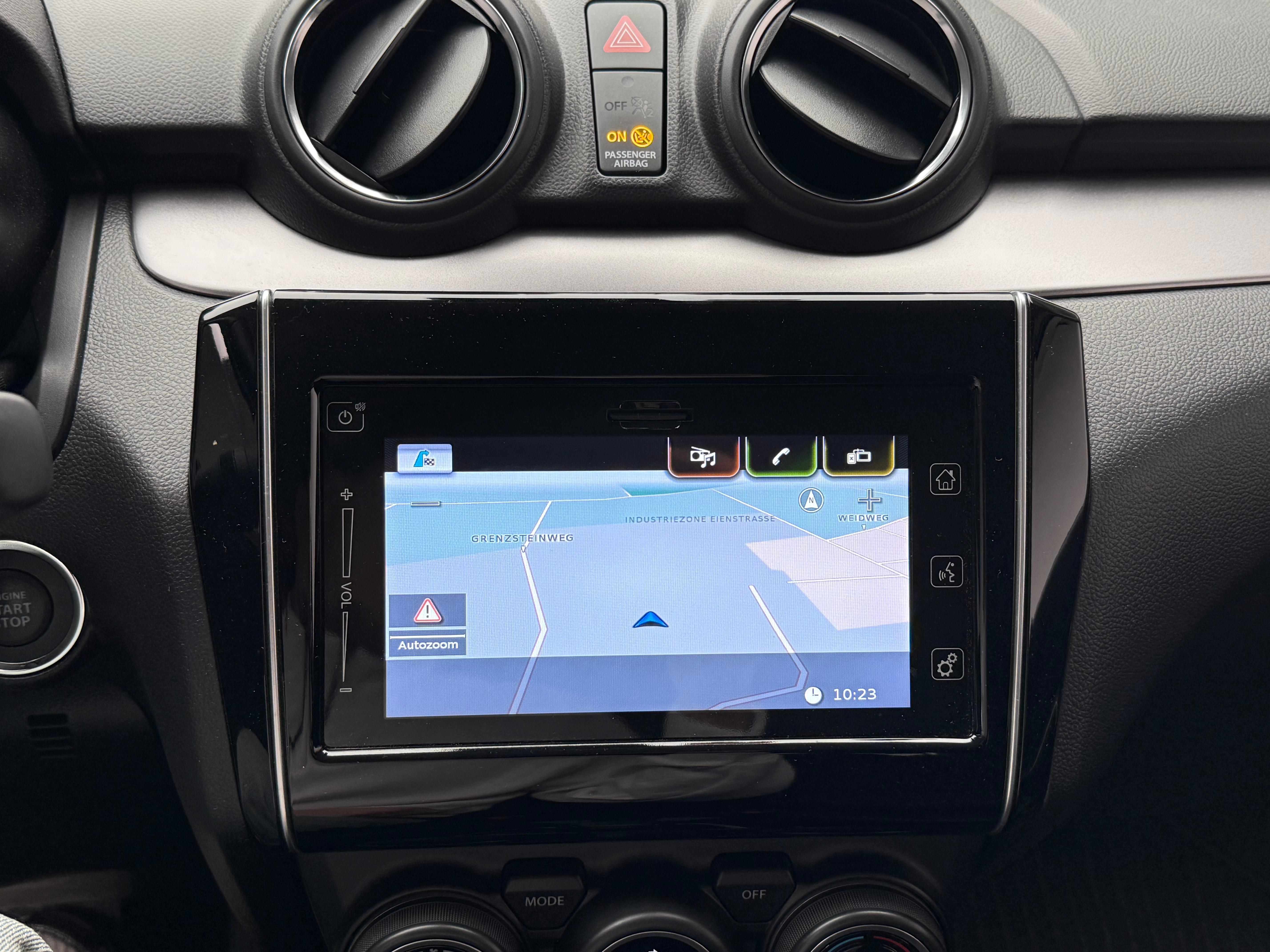 Suzuki Swift 1.2 Compact Top Hybrid_12