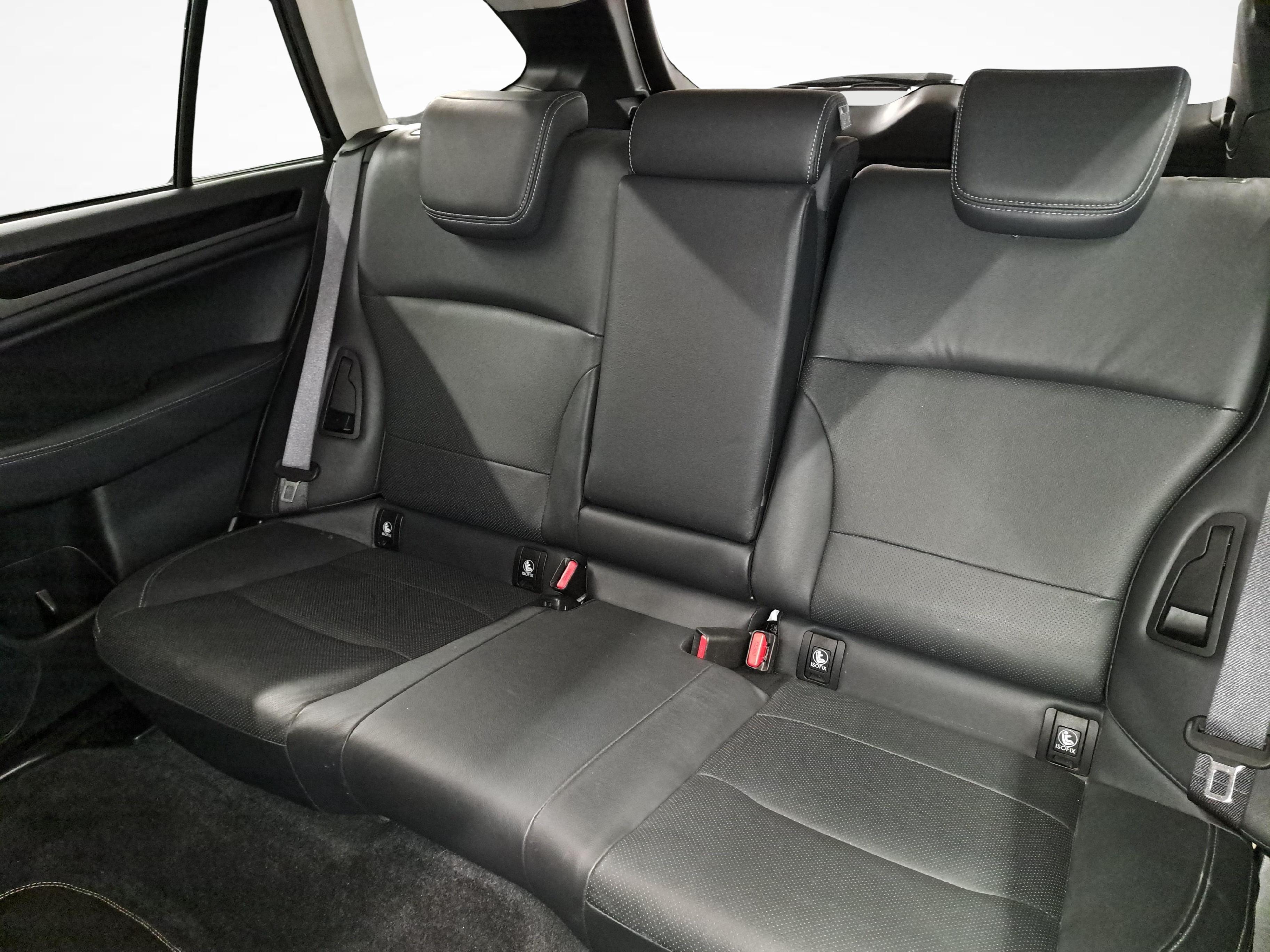 Subaru Outback 2.5i Luxury_11
