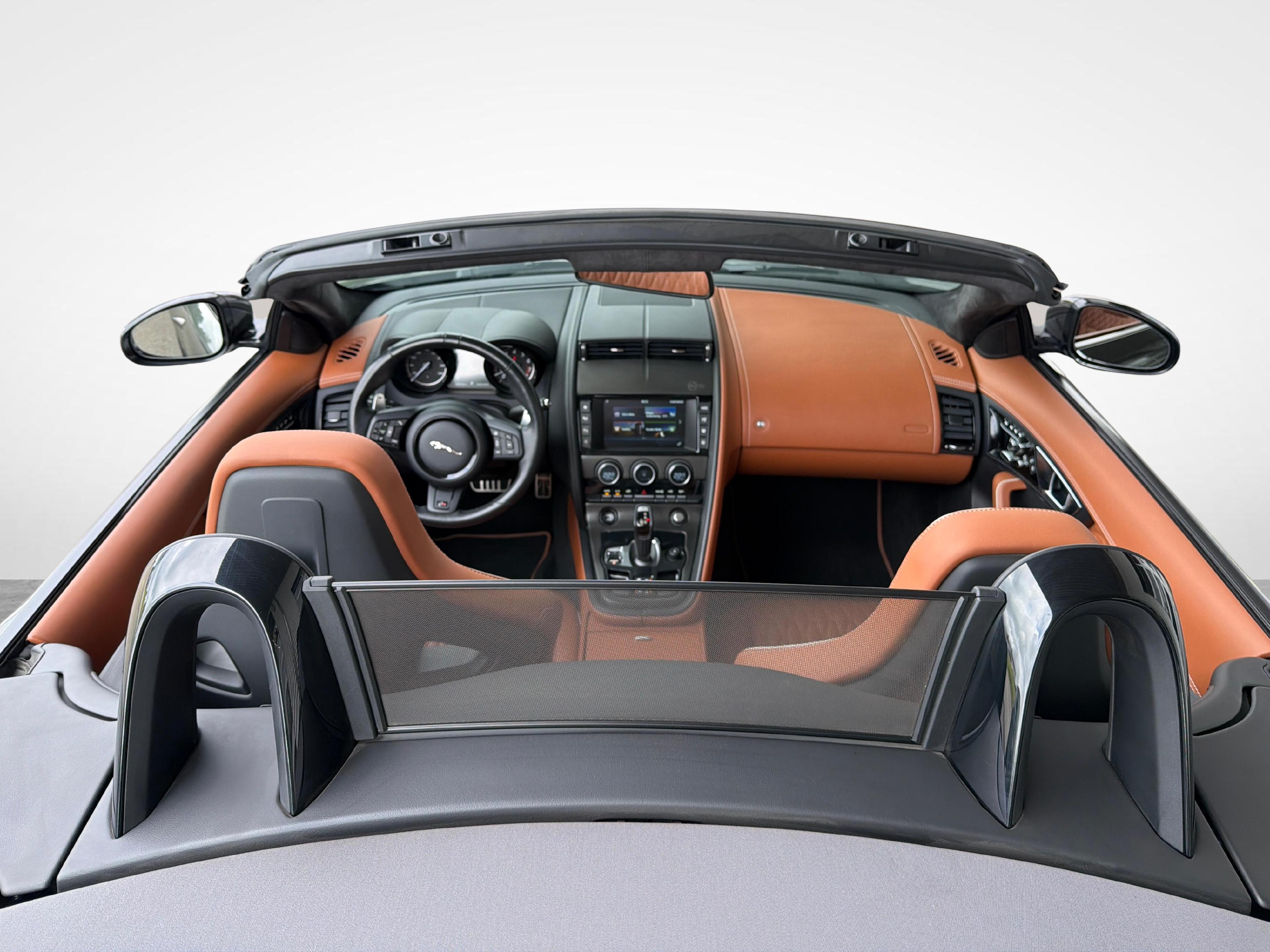 JAGUAR F-Type Convertible 5.0 V8 SVR AWD 575 PS_9
