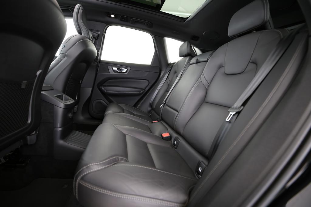 Volvo XC60 2.0 T6 TE Plus Dark eAWD_9