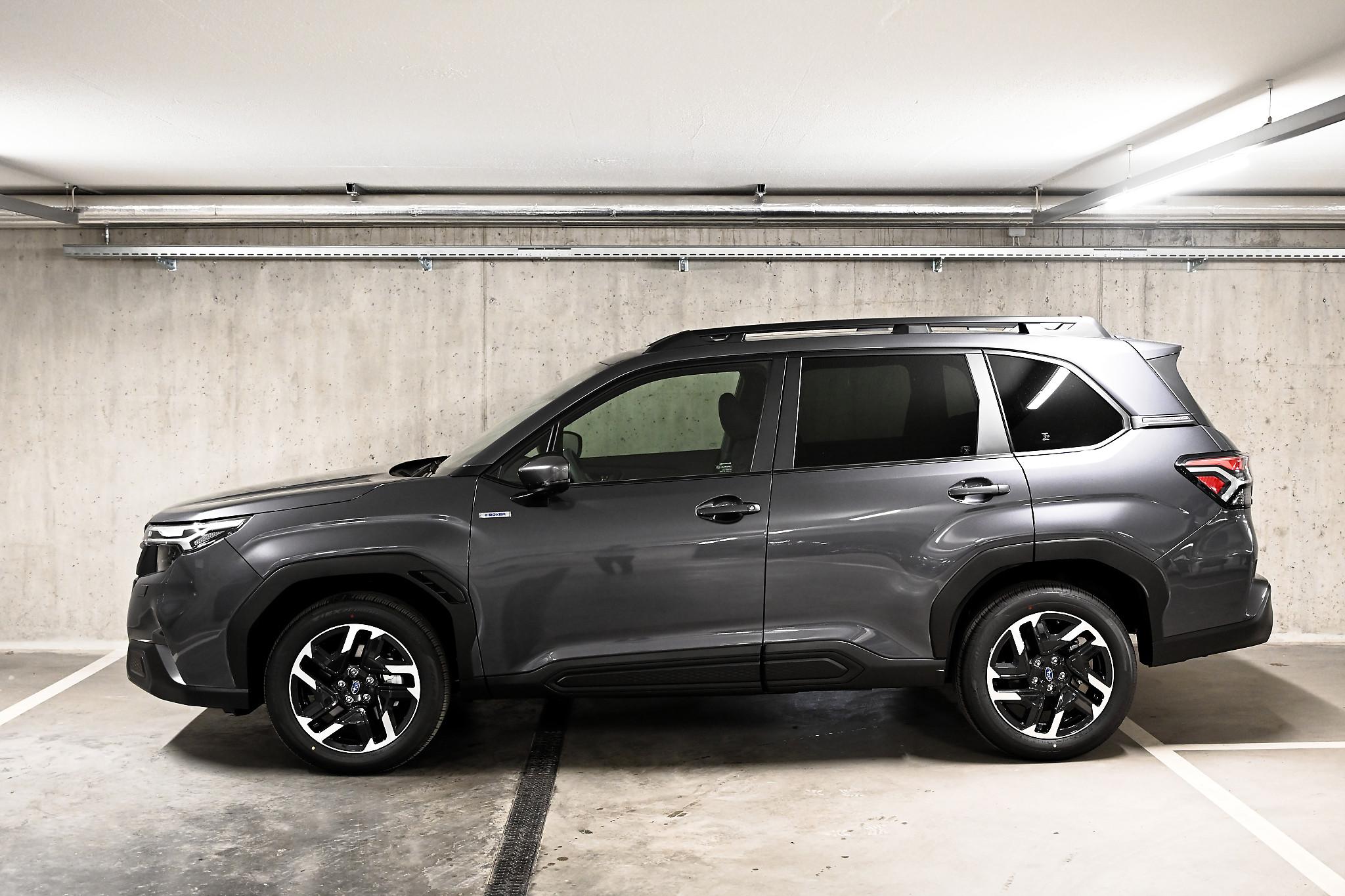 Subaru Forester Station 2.0i e-Boxer Swiss Plus_4