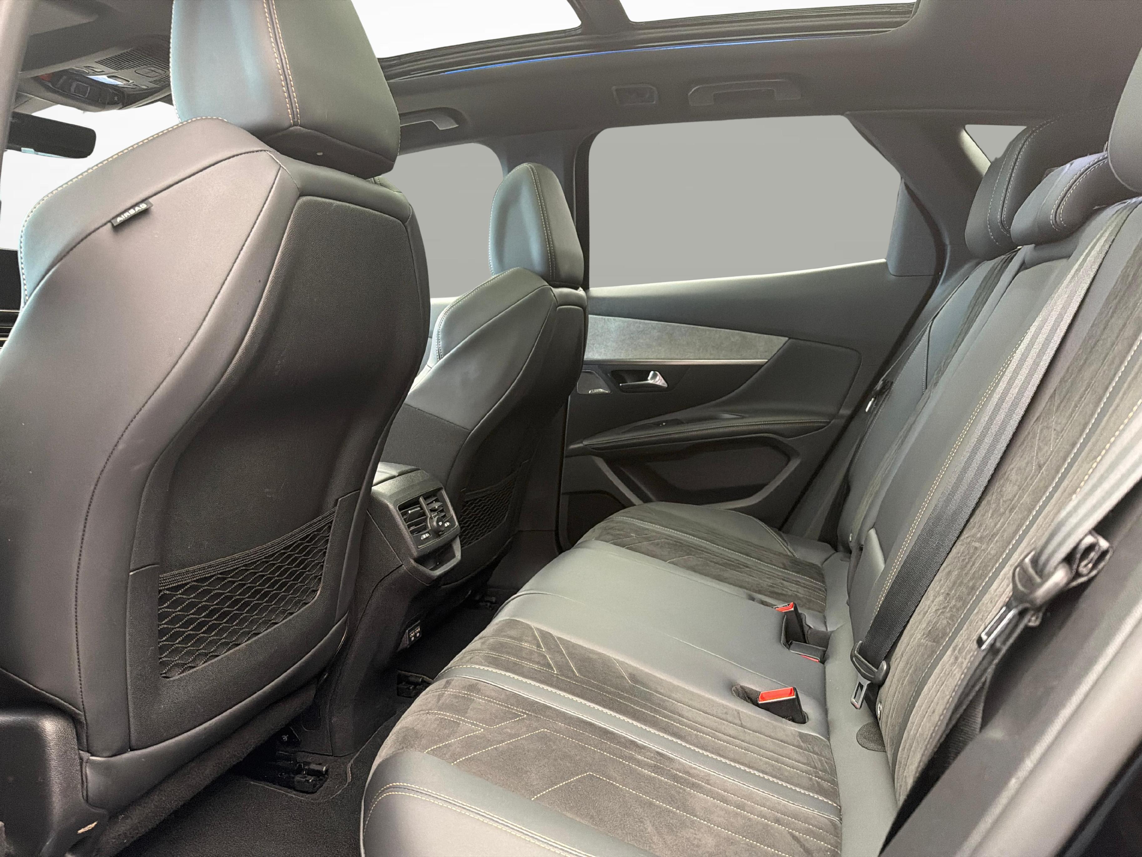 Peugeot 3008 1.5 BlueHDi GT Pack_11