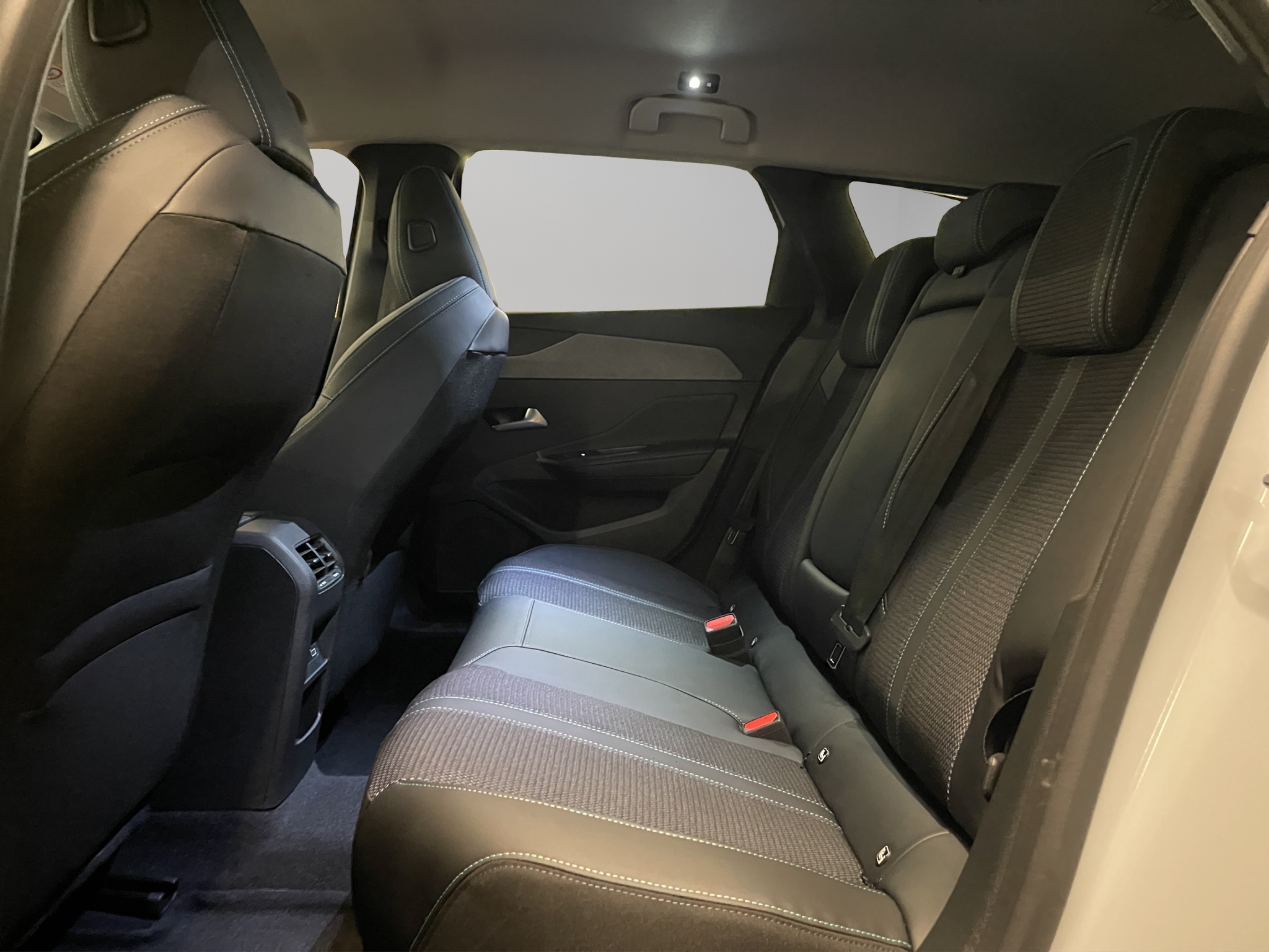 Peugeot 308 SW 1.5 BlueHDi Allure_9