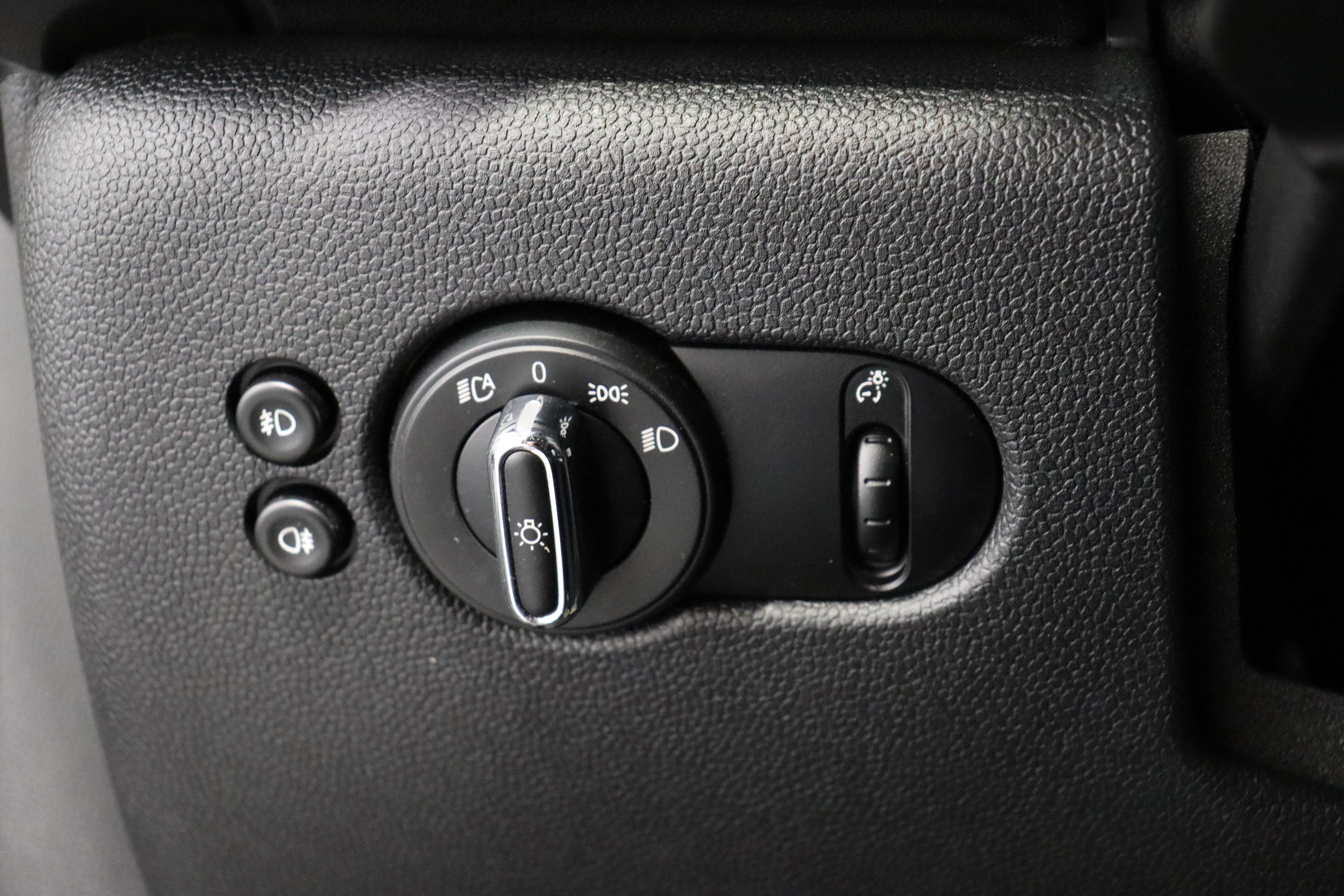 MINI F55 2.0i Cooper S SDKG_19