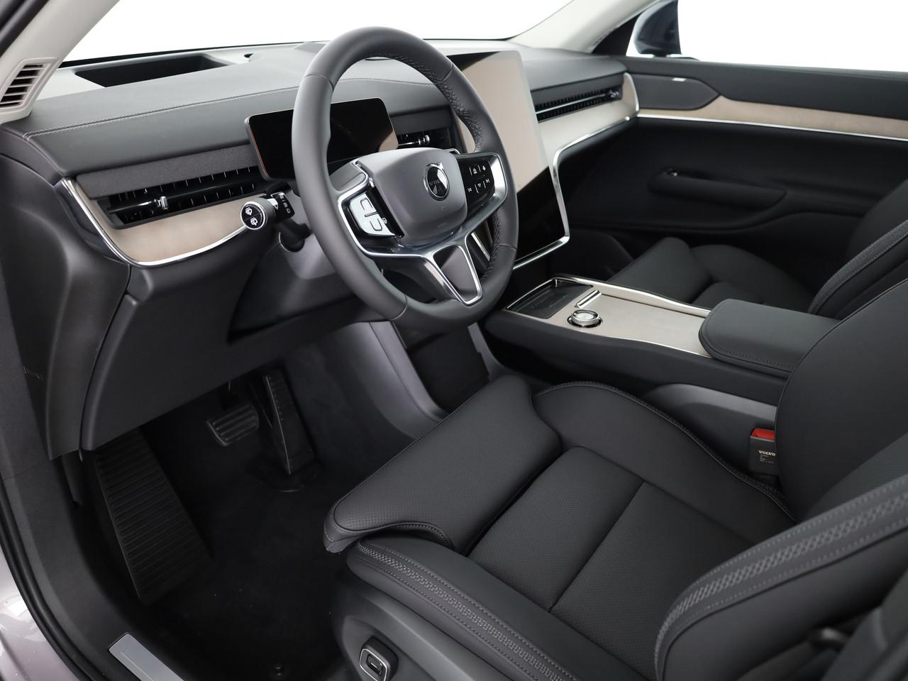 Volvo EX90 Twin Plus AWD_8
