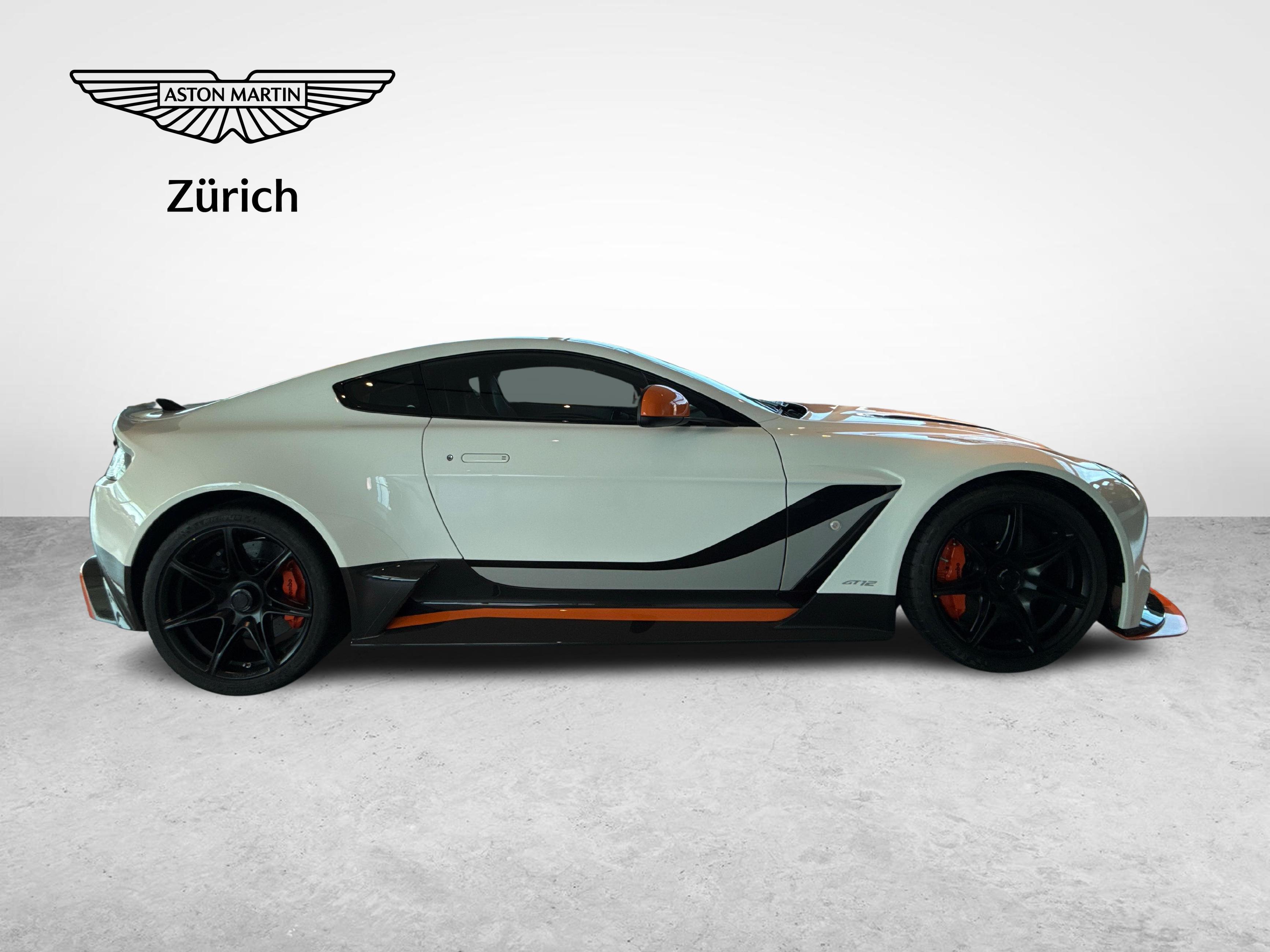 Aston Martin GT12_6