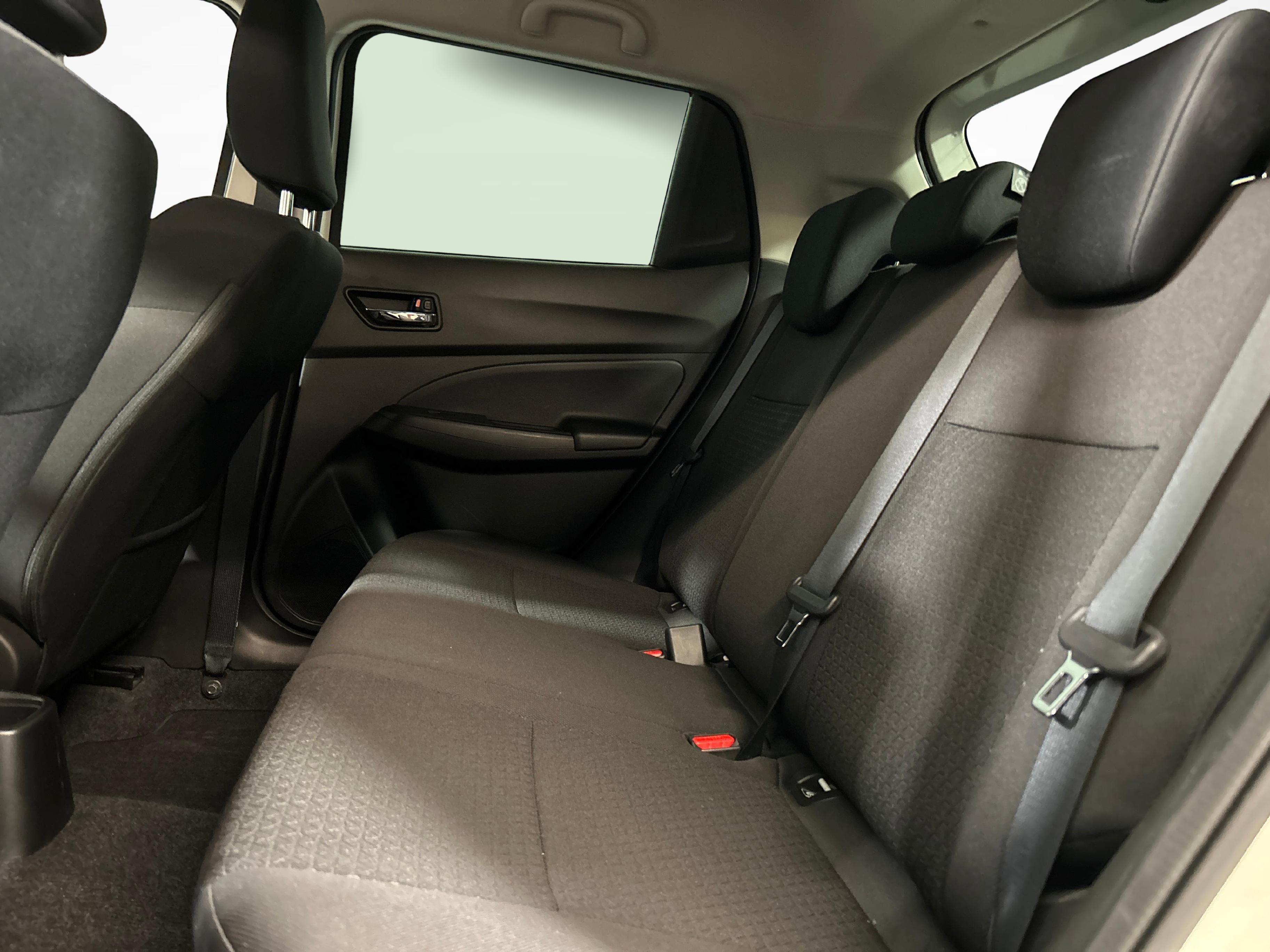 Suzuki Swift 1.2 Compact Top Hybrid 4x4_4