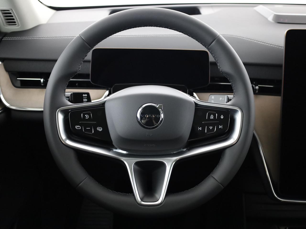 Volvo EX90 Twin Plus AWD_14