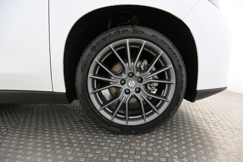 LEAPMOTOR 1.5 Hybrid EV_15