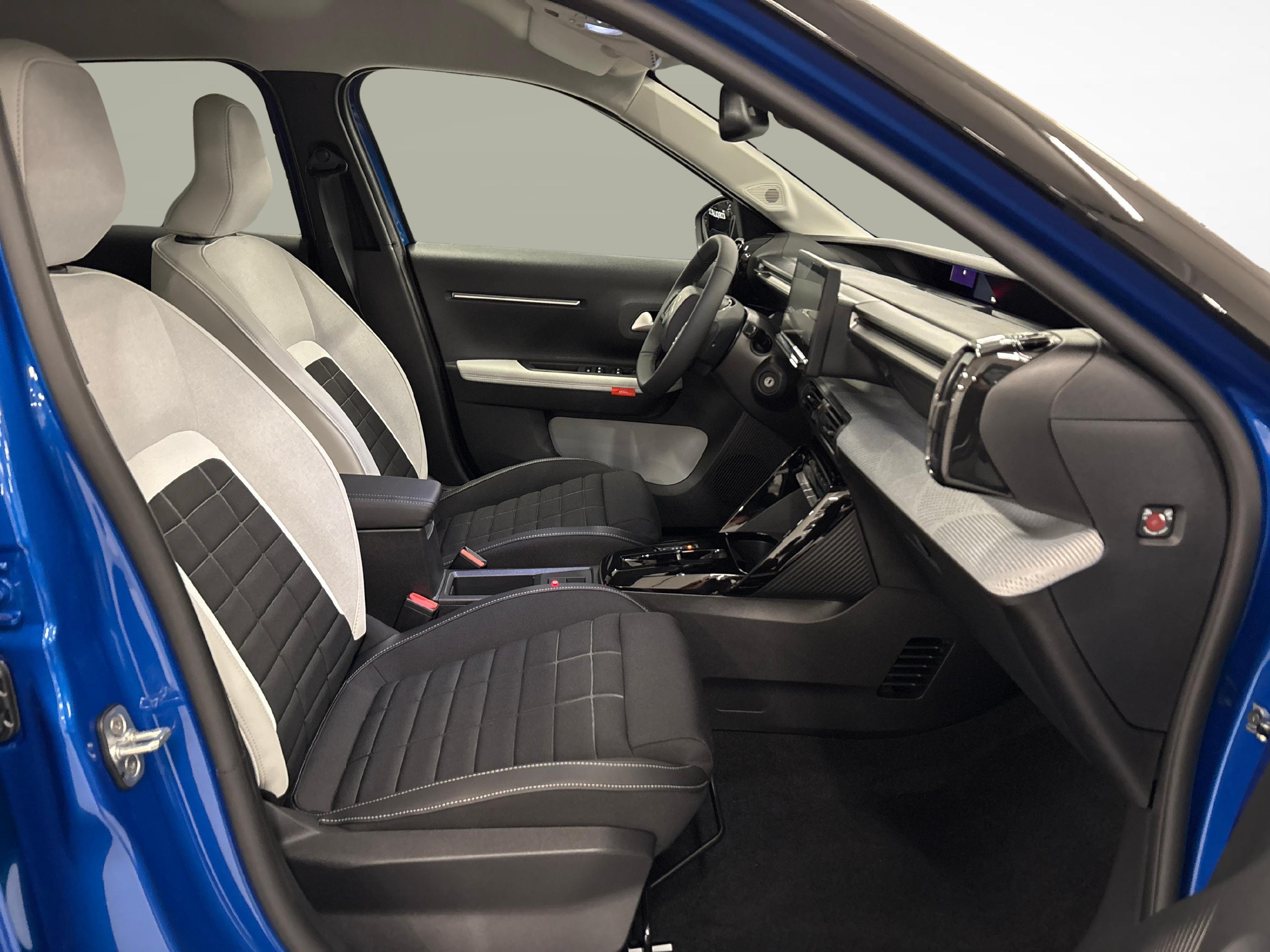 Citroën C3 1.2 Hybrid Edition Tricolore_11