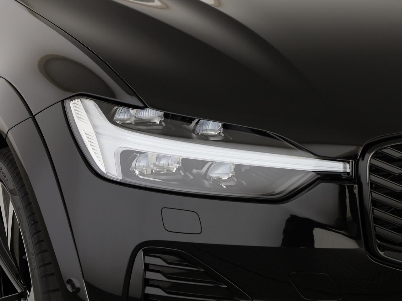 Volvo XC60 2.0 B5 MH Black Edition AWD_7