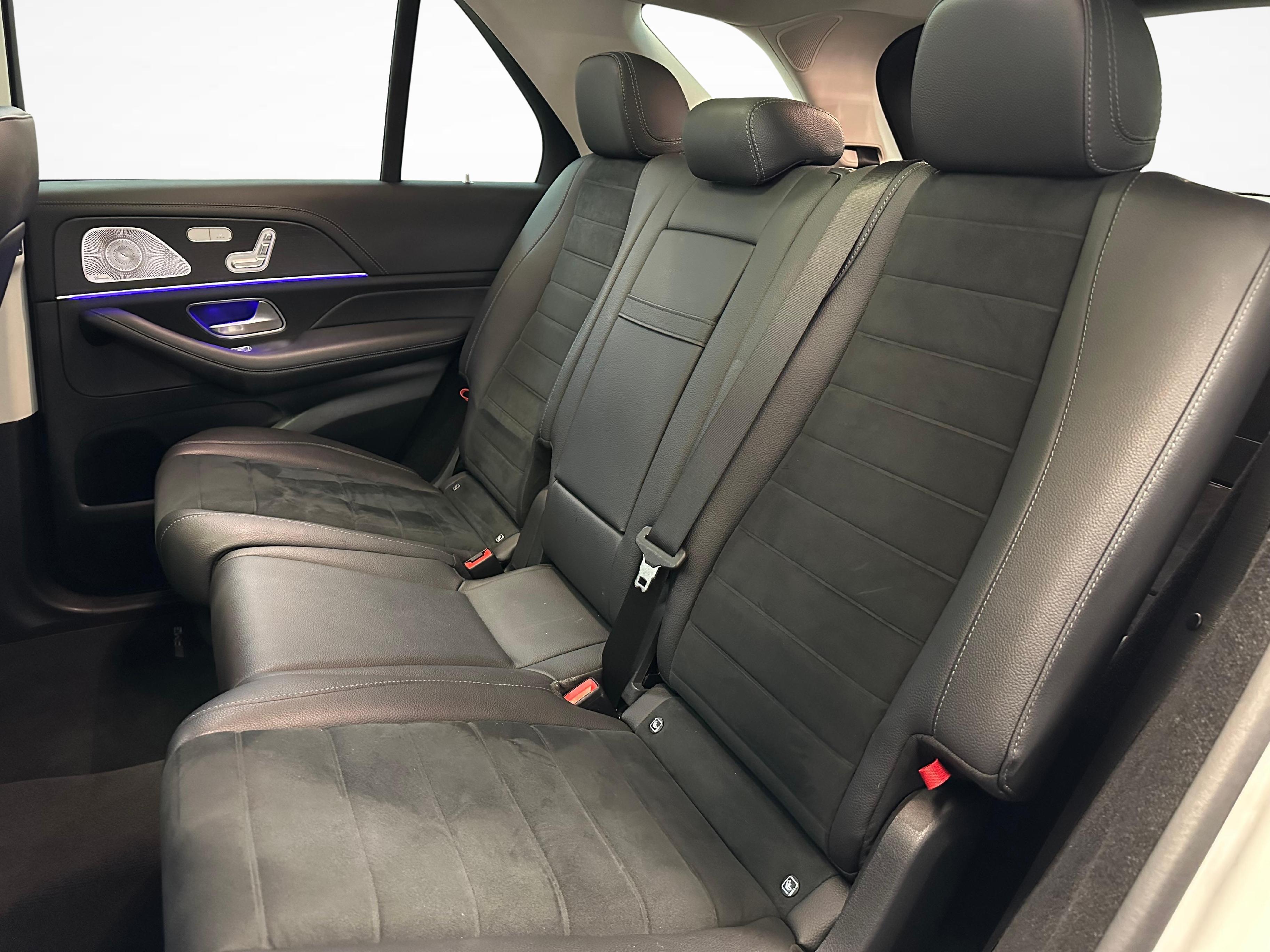 MERCEDES-BENZ GLE 300 d AMG Line 4matic_10
