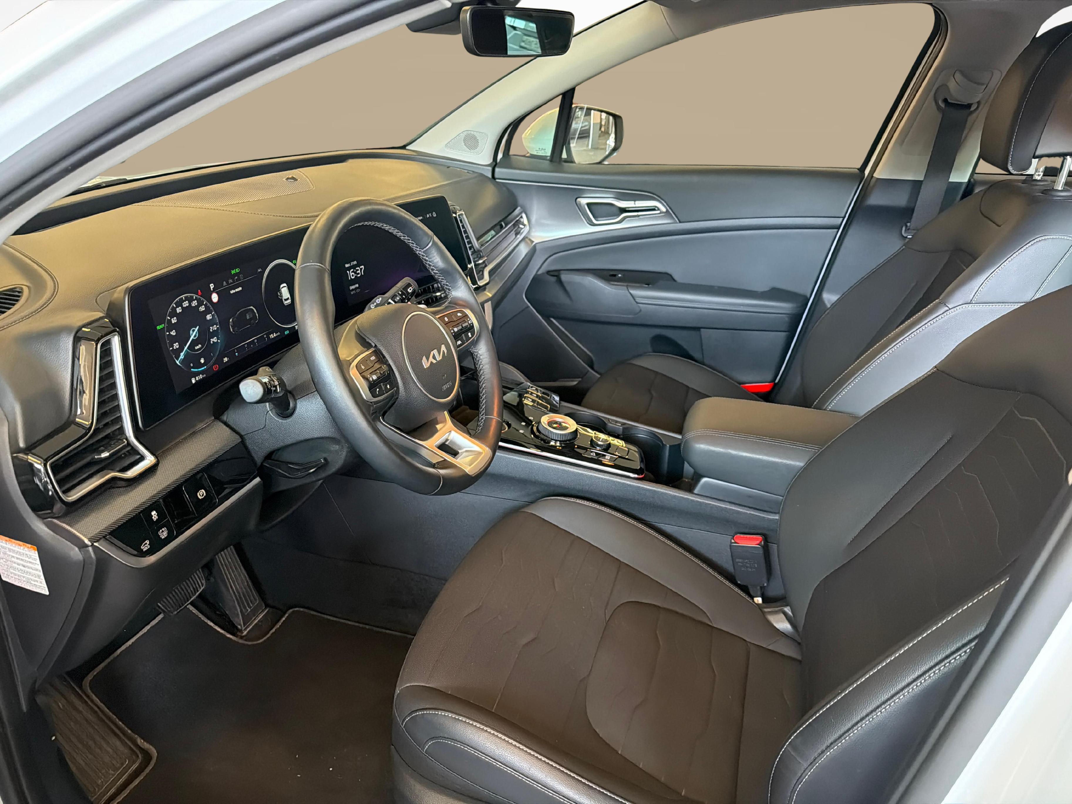 KIA Sportage 1.6 T-GDi Hybrid Style_10