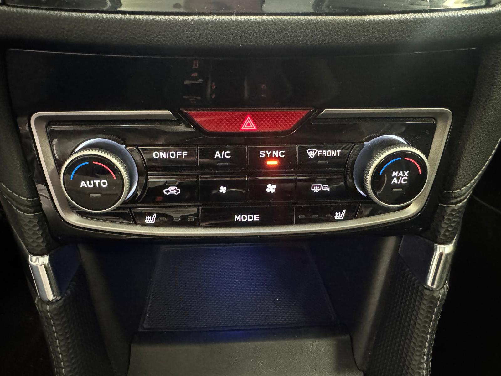 Subaru Forester Station 2.0i e-Boxer Black Edition_12