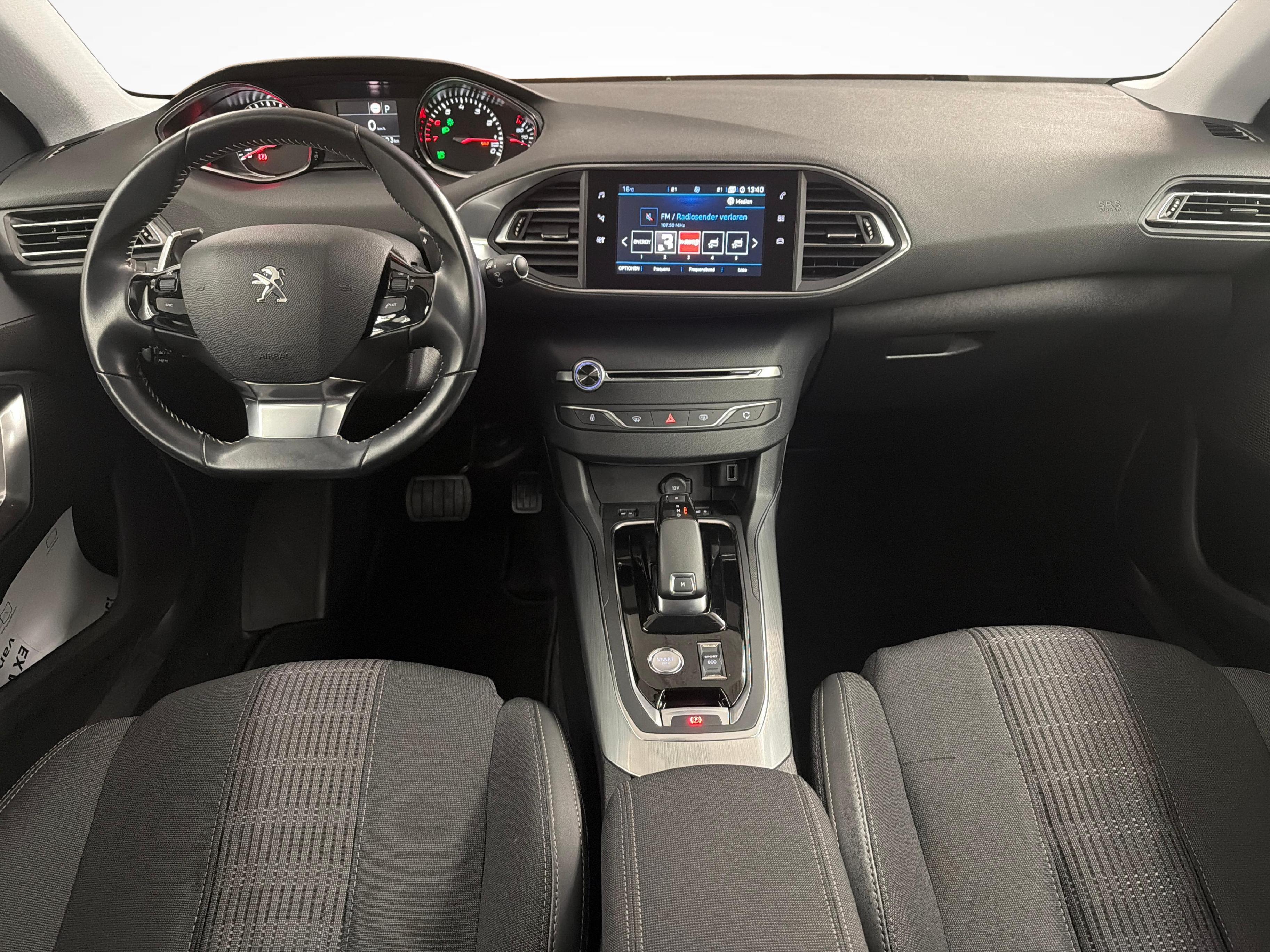 Peugeot 308 1.2 PureTech 130 Allure S/S_9
