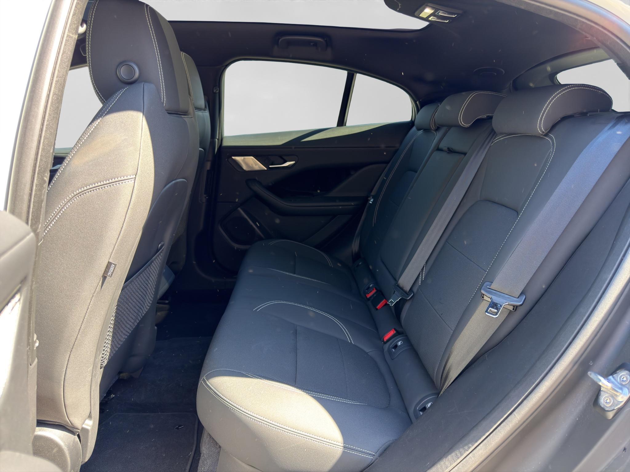 JAGUAR I-Pace EV400 S AWD_8