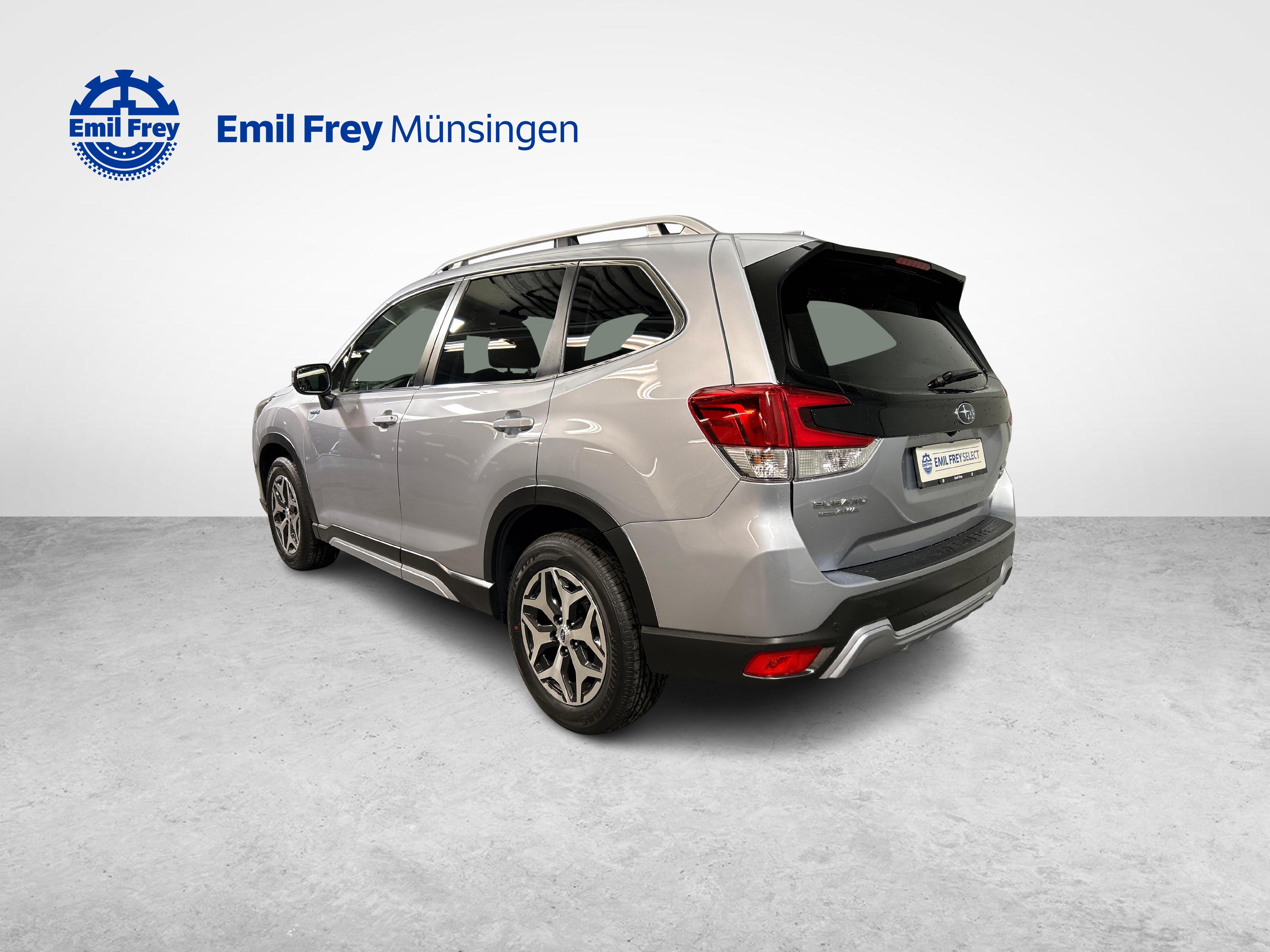 Subaru Forester Station 2.0i e-Boxer Swiss Plus_10
