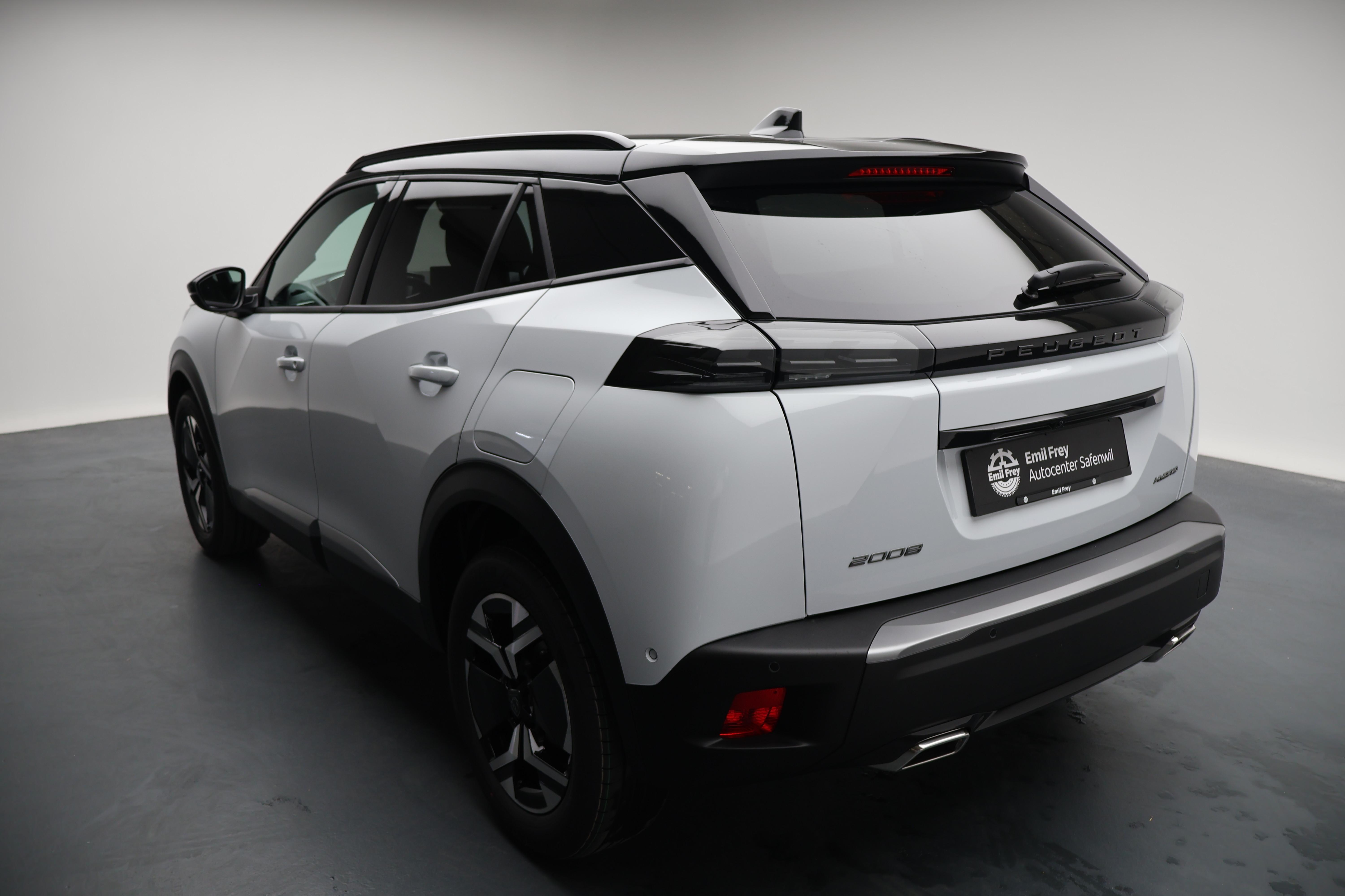 Peugeot 2008 1.2 Hybrid 145 GT_3