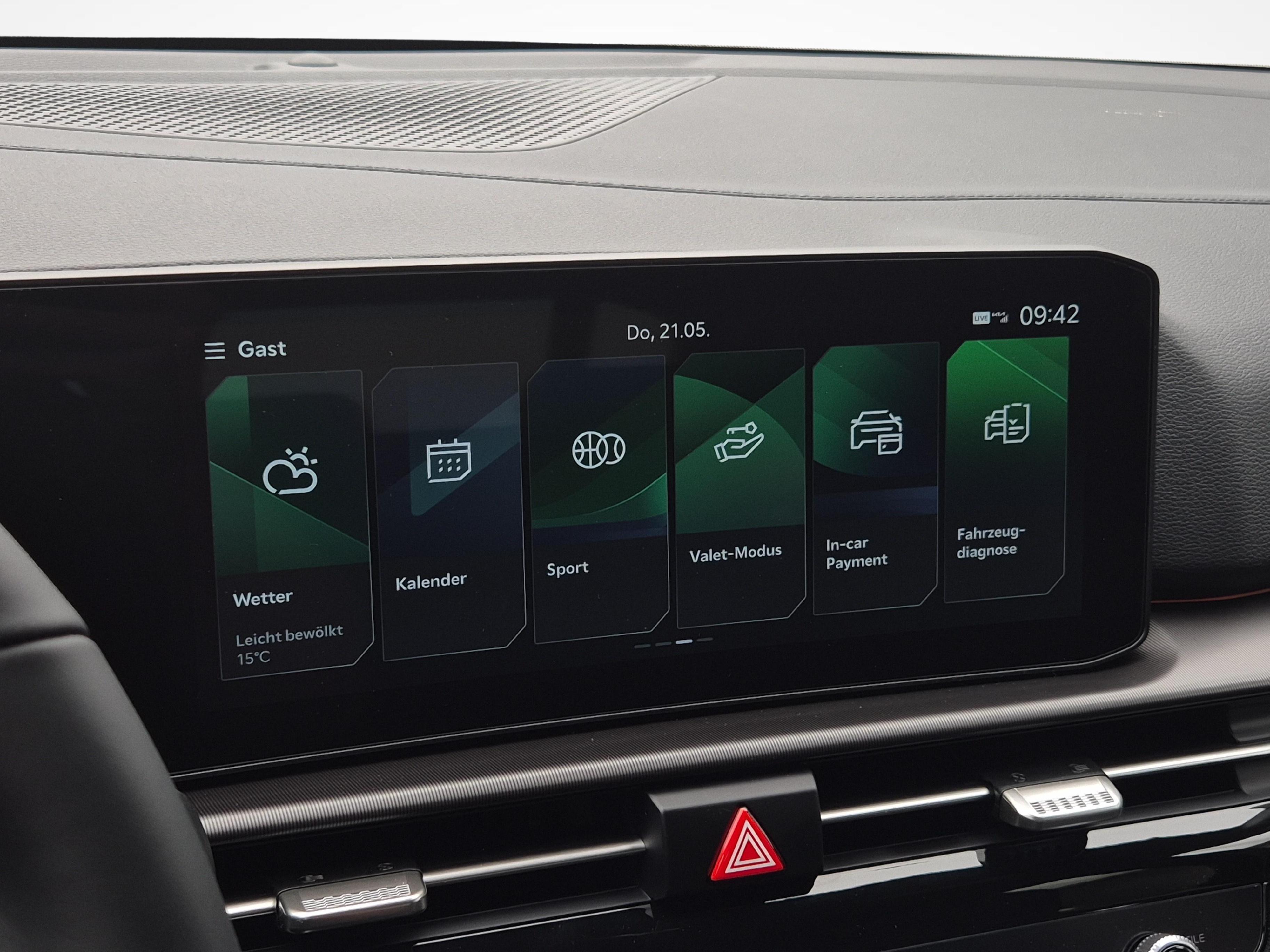 KIA Sportage 1.6 T-GDi Hybrid Black Edition_9