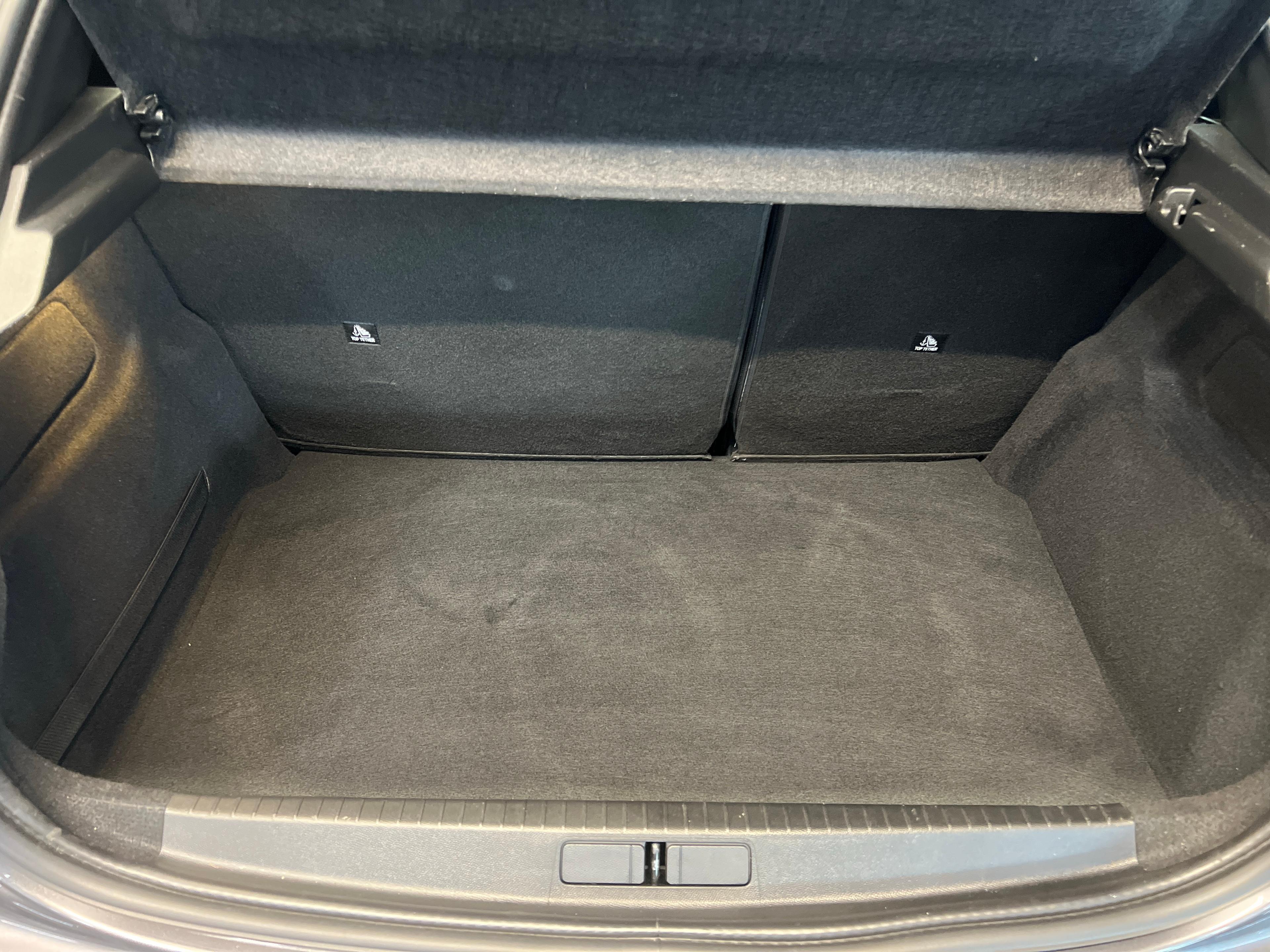 Peugeot 208 1.2 PureTech Active Pack_11