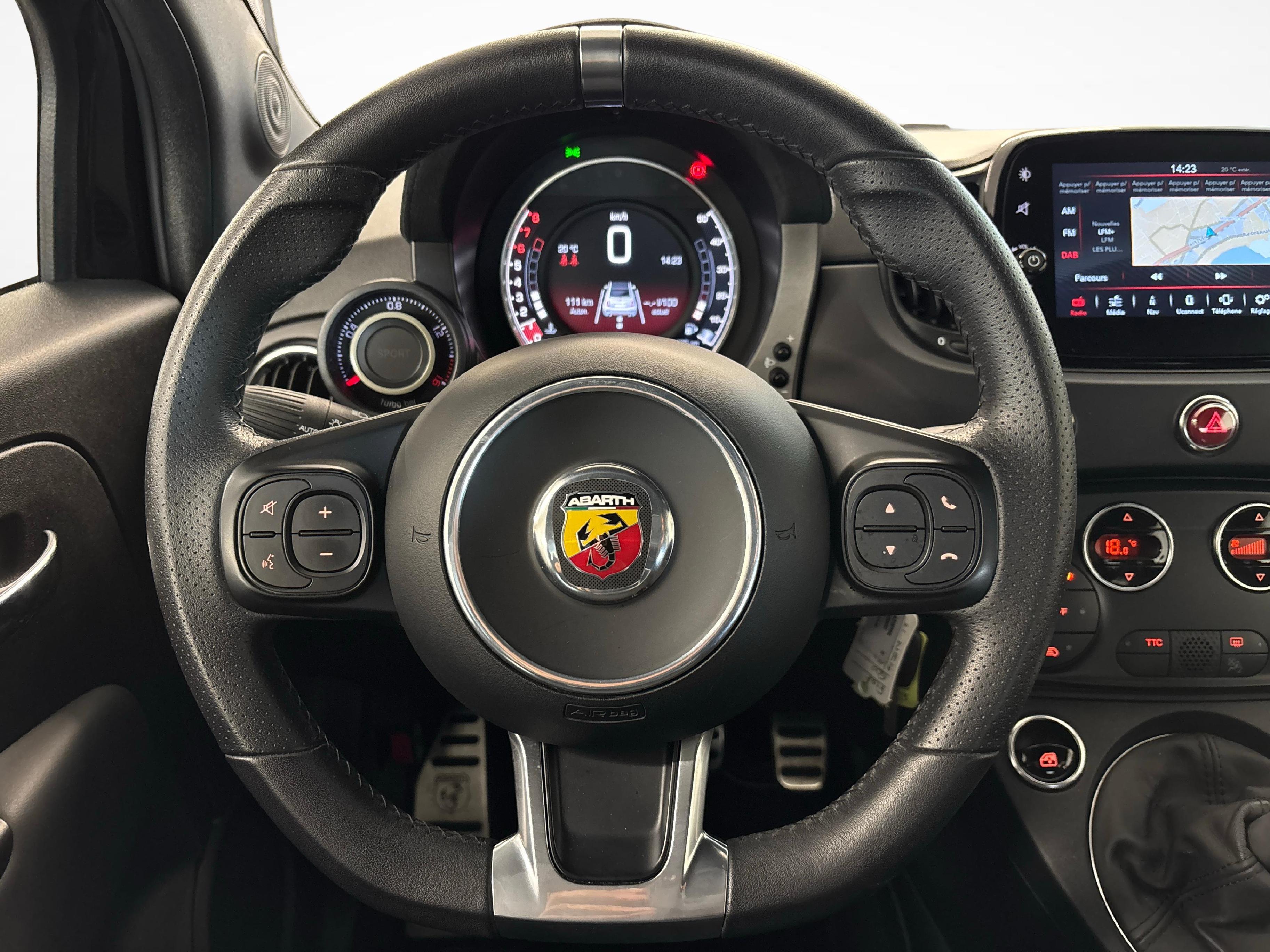 Fiat 595 C Abarth 1.4 T-Jet 165 Premium_16