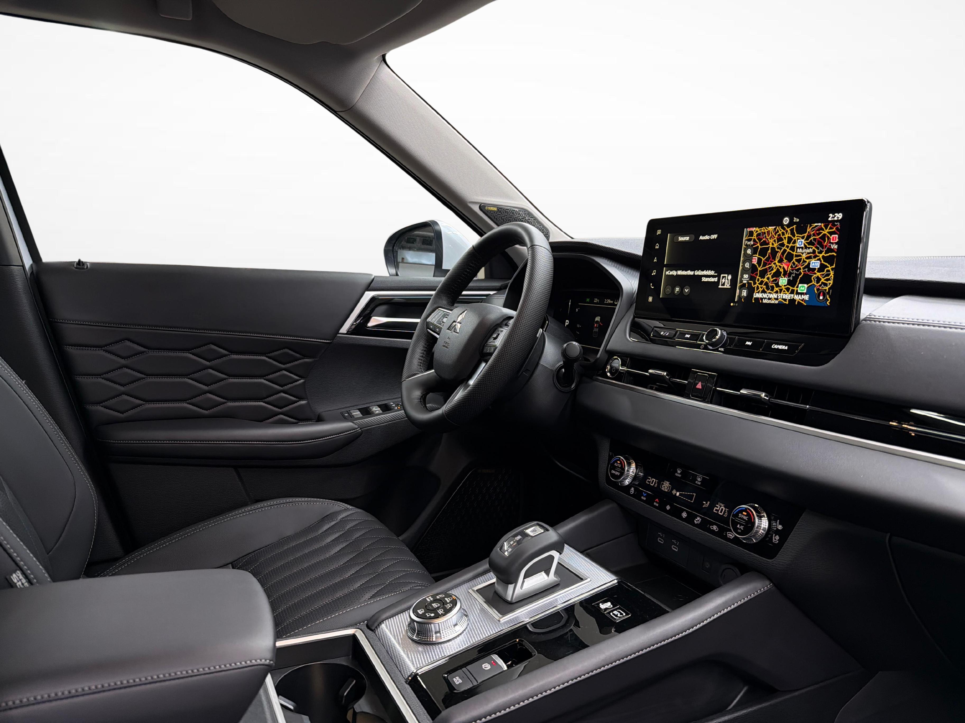 Mitsubishi Outlander 2.4 PHEV Instyle 4x4_10