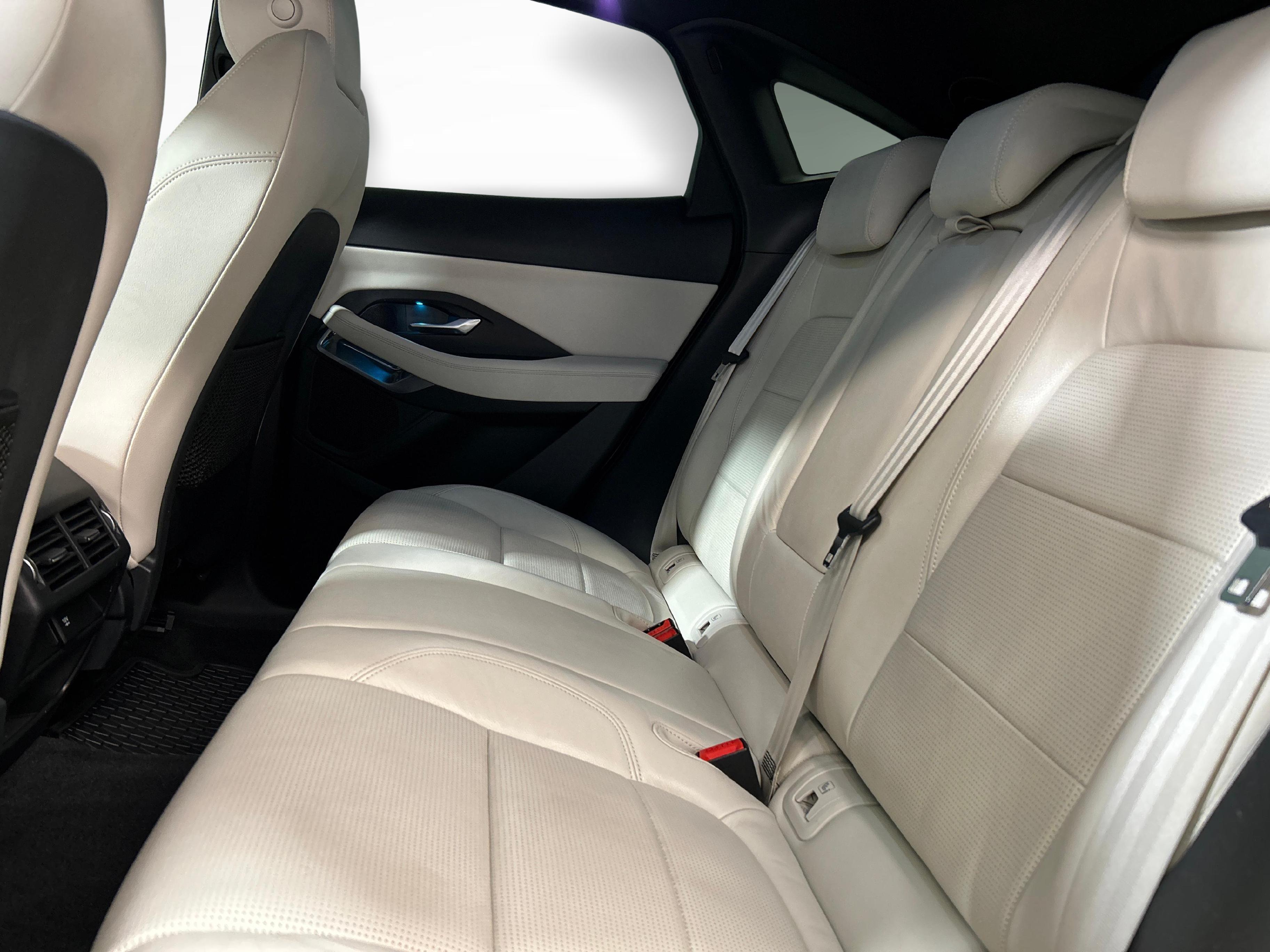 JAGUAR E-Pace 2.0 T 200 R-Dynamic S AWD_4