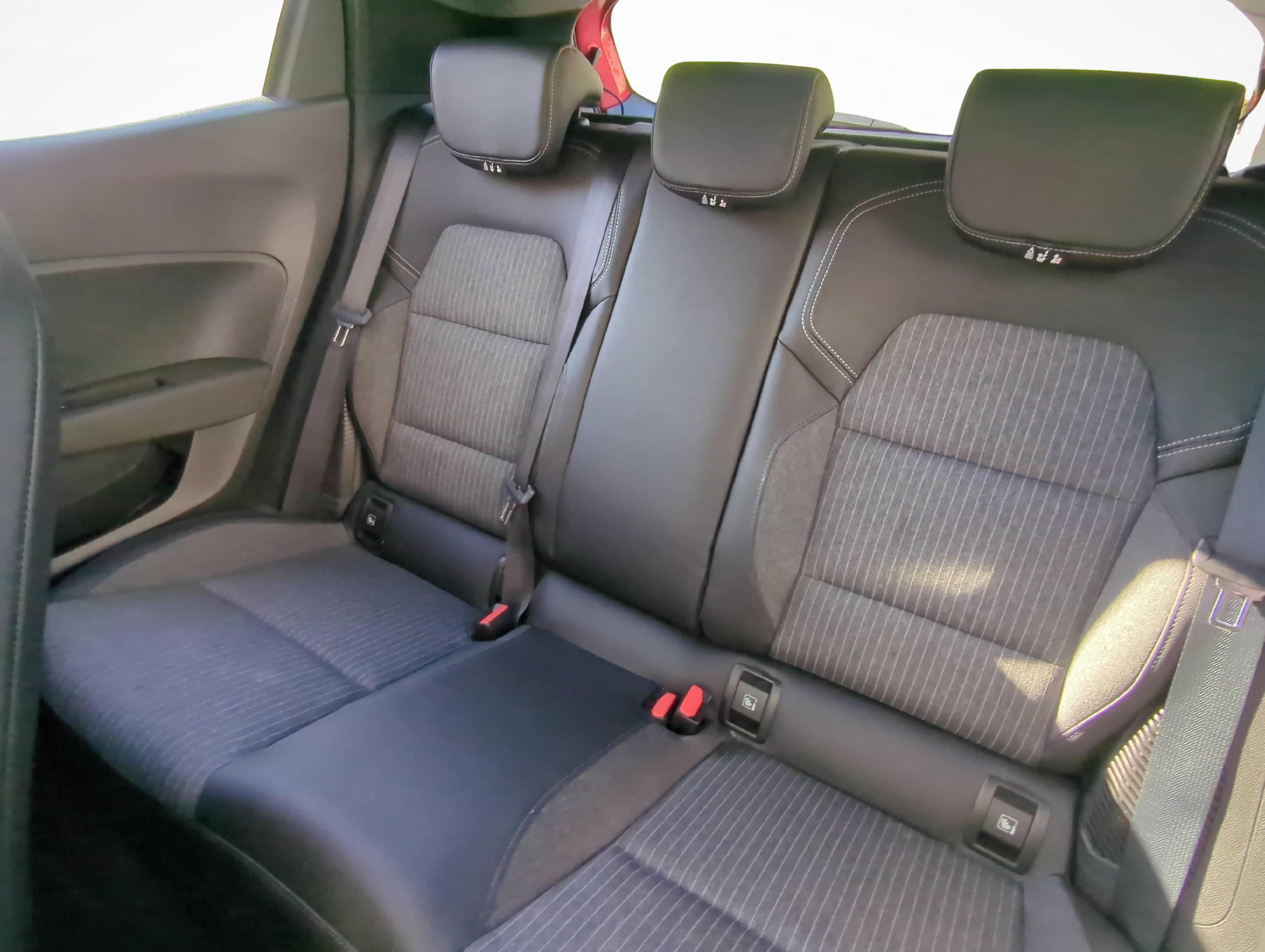 Mitsubishi Colt 1.6 HEV Instyle_11