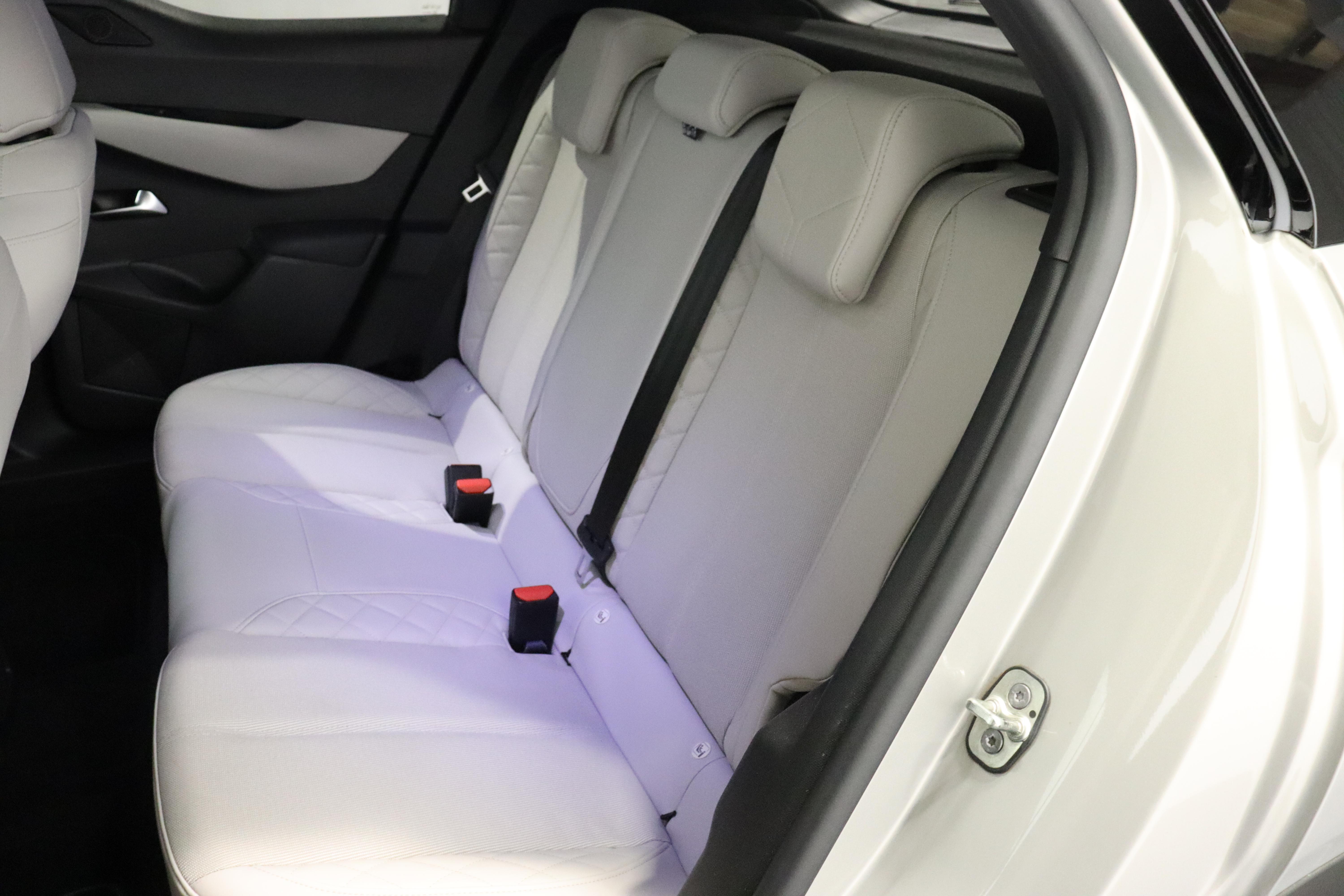 DS 3 Crossback E-Tense So Chic_6