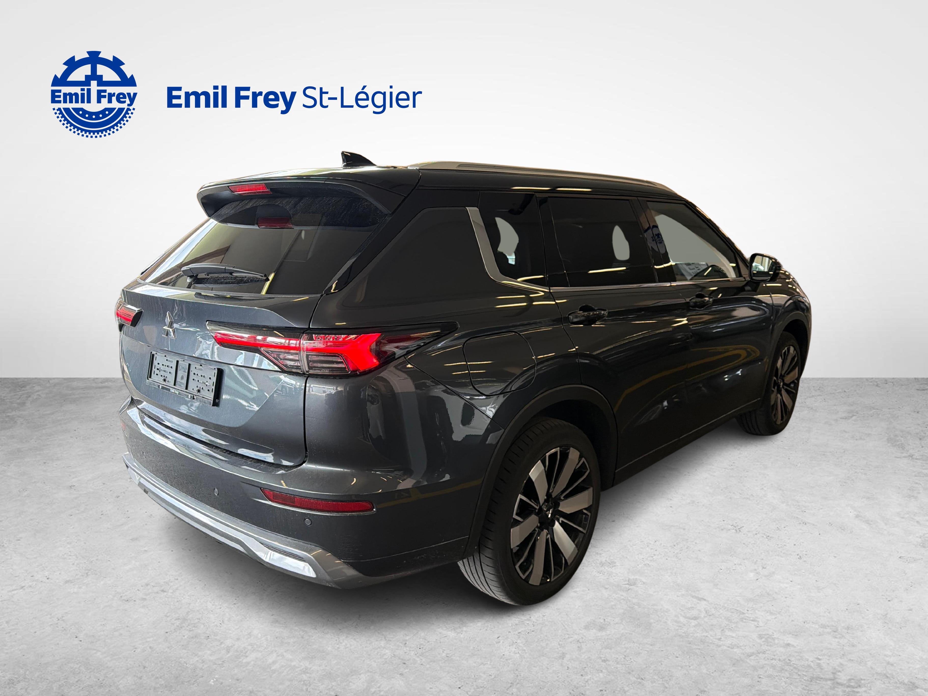 Mitsubishi Outlander 2.4 PHEV Instyle+ 4x4_5