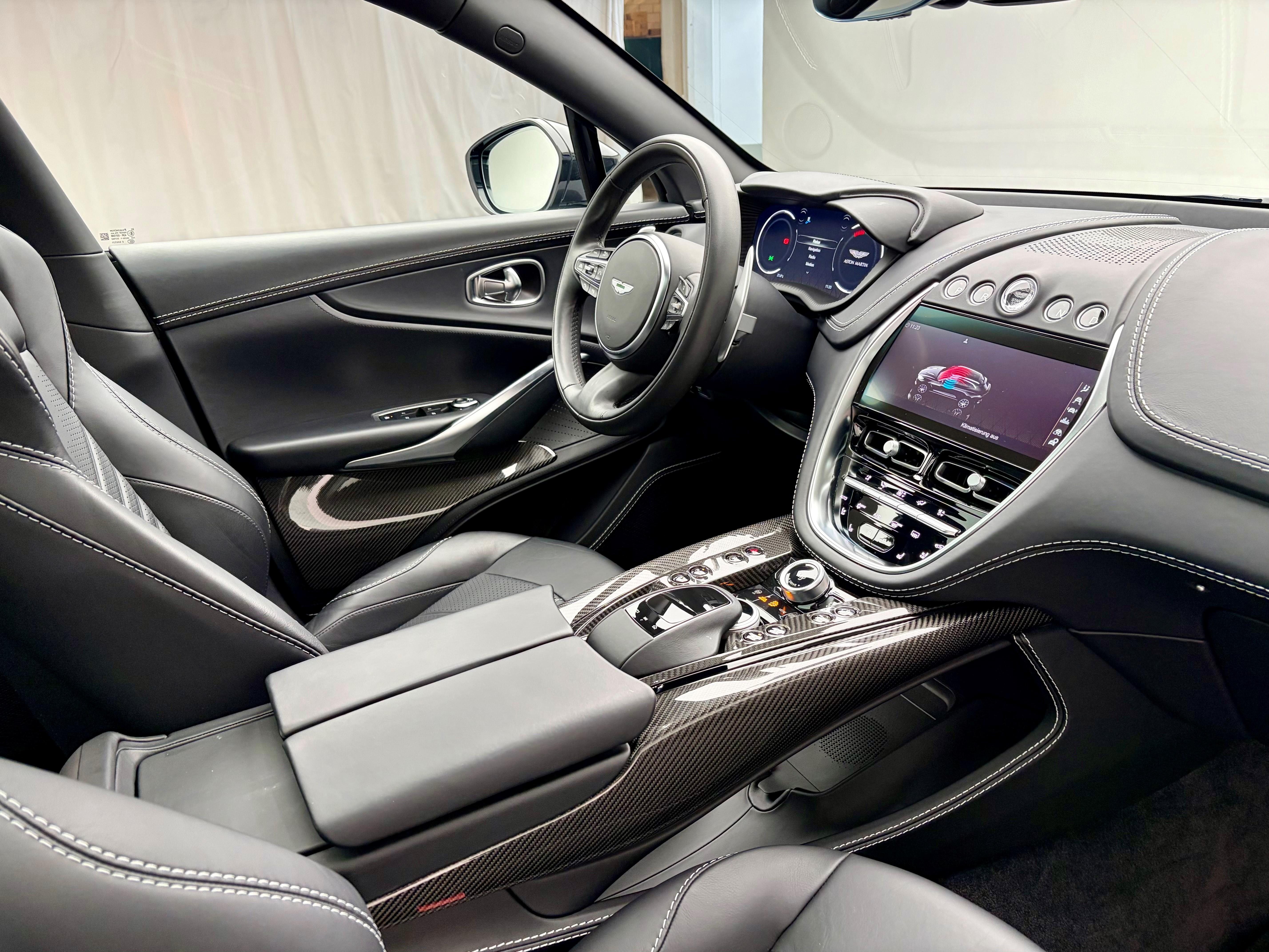 Aston Martin DBX 707 4.0 V8 Bi-Turbo_10