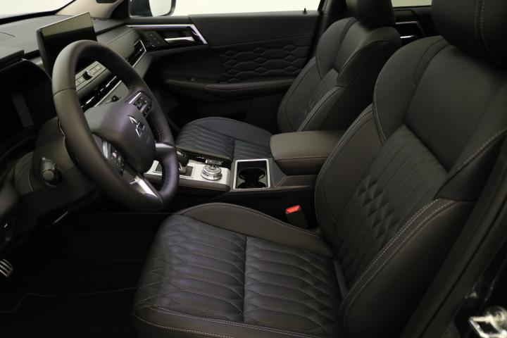 Mitsubishi Outlander 2.4 PHEV Instyle 4x4_5