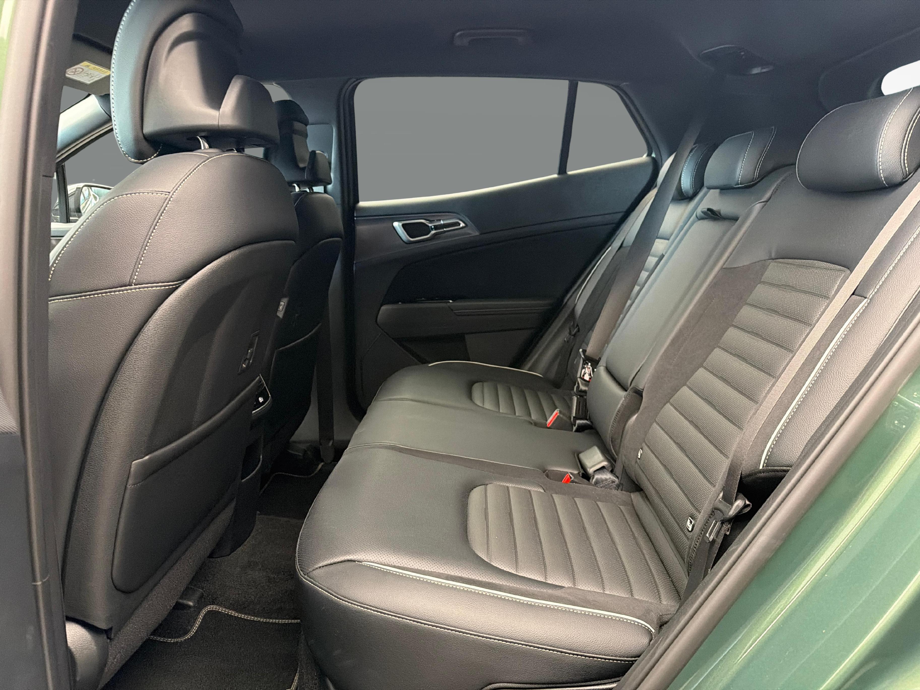 KIA Sportage 1.6 T-GDi Hybrid GT-Line_11