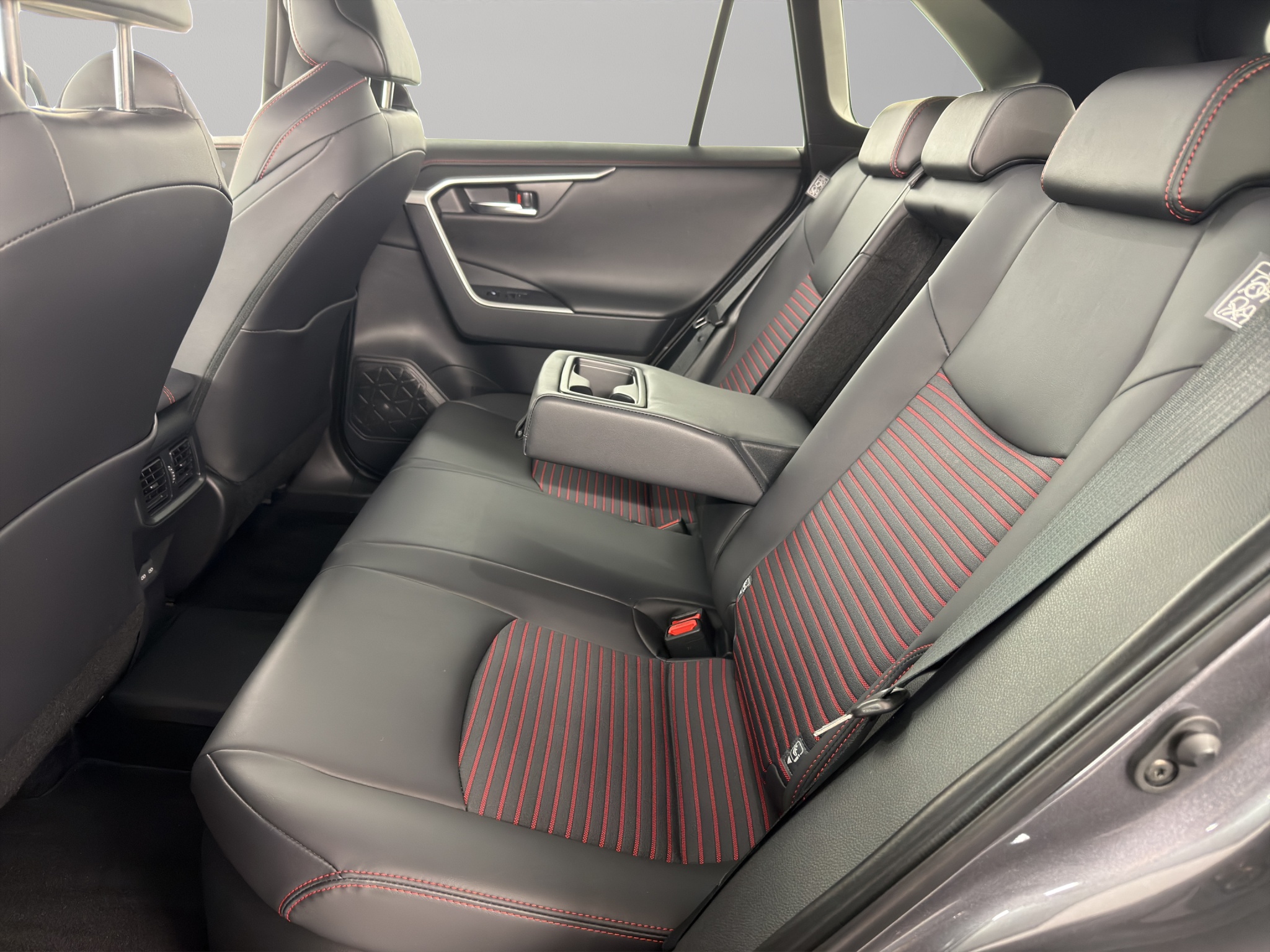 Suzuki Across 2.5 PHEV Compact Top 4x4_10