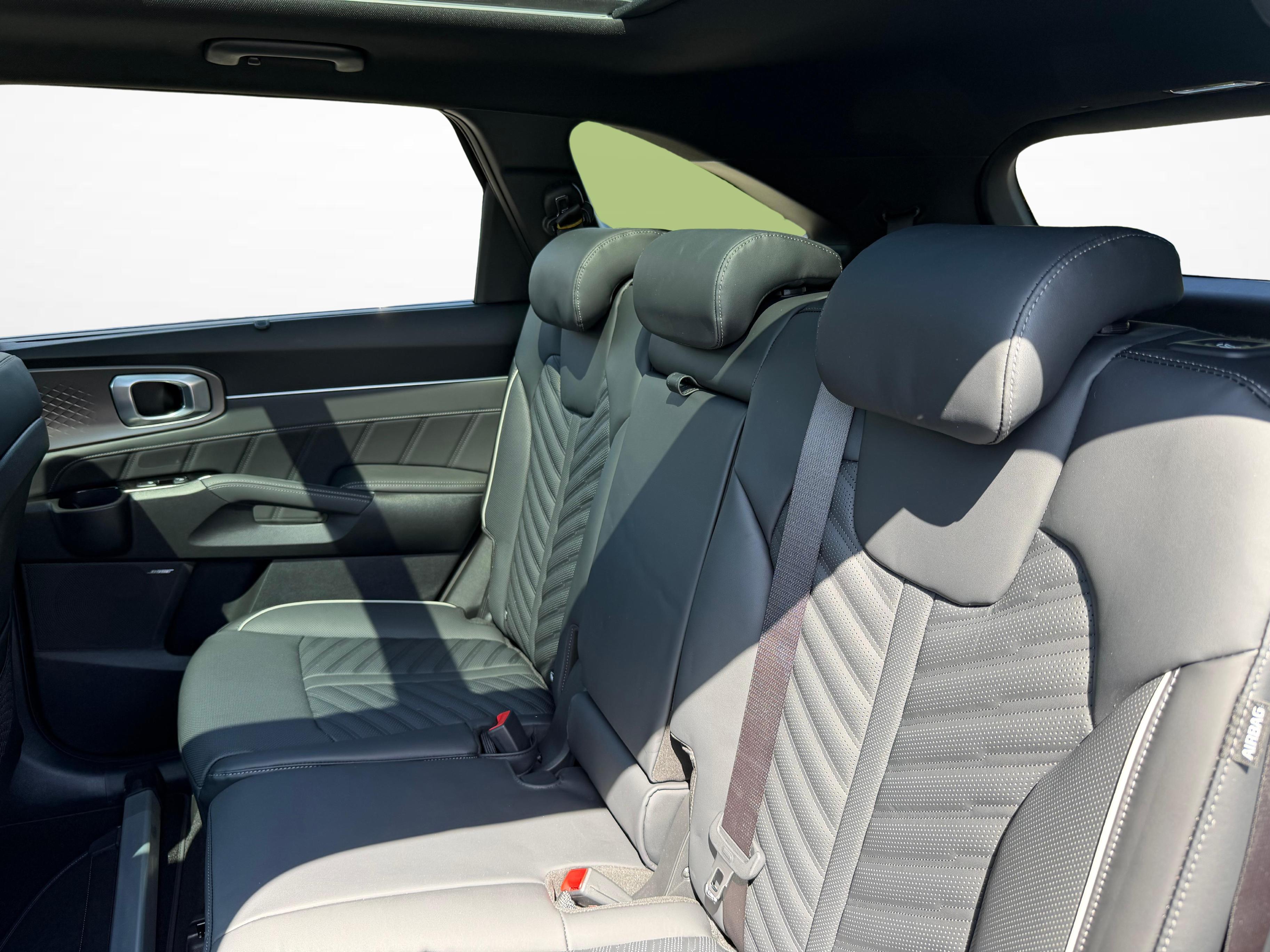 KIA Sorento 1.6 T-GDi Plug-in Hybrid Style 7P_11