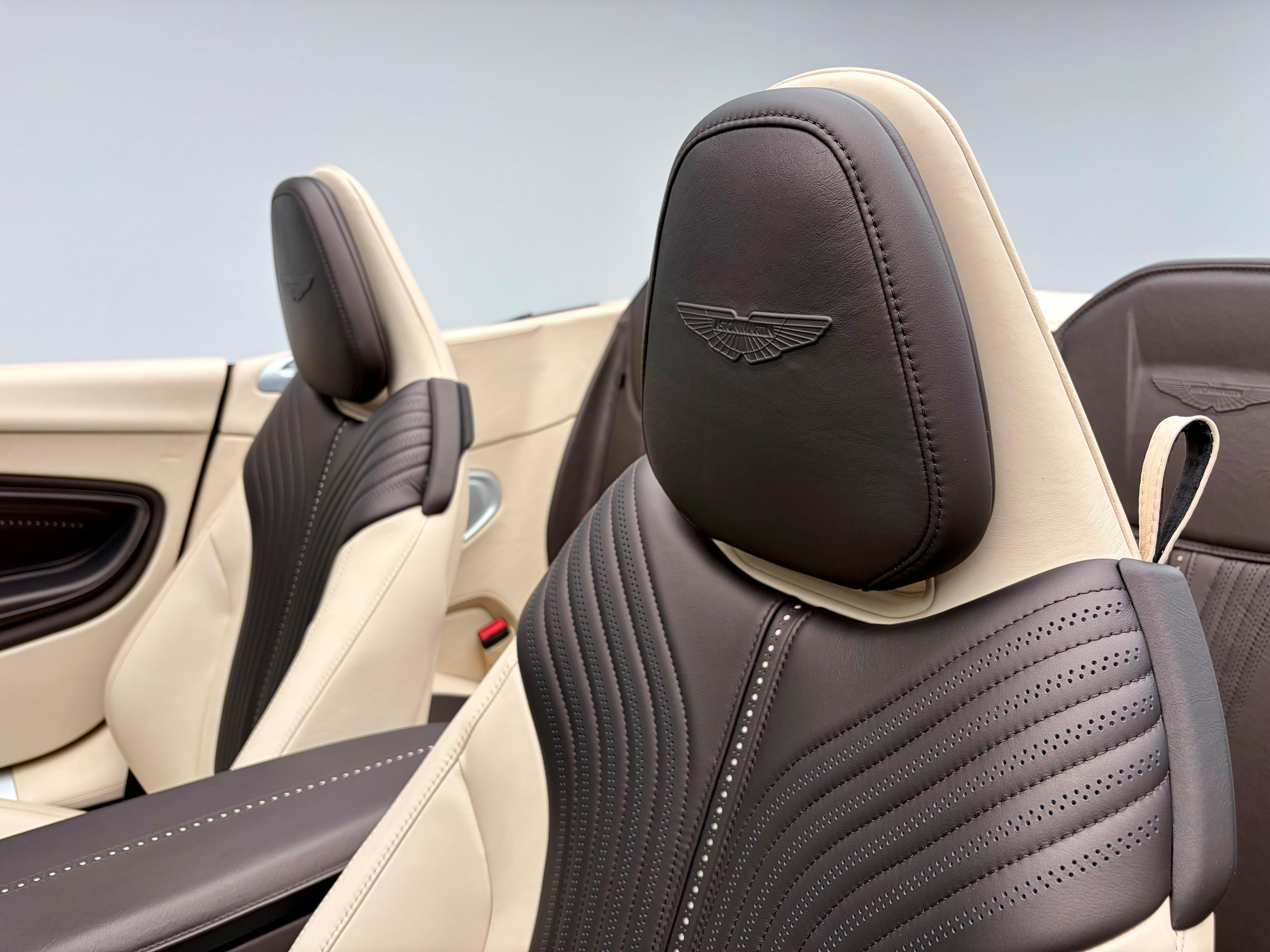 Aston Martin DB11 Volante 4.0 V8 Bi-Turbo_10