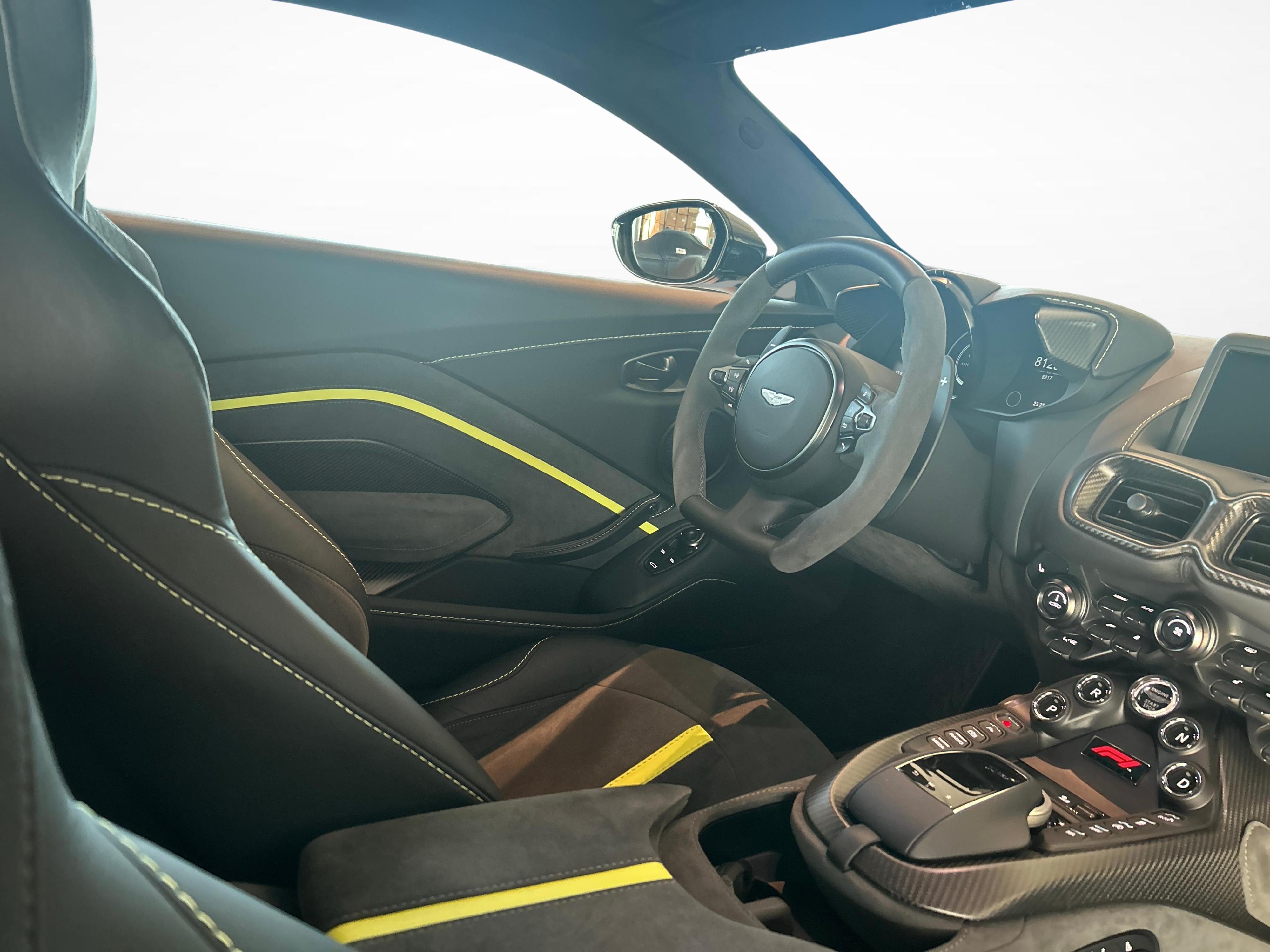 Aston Martin V8 Vantage Coupé 4.0 V8 Bi-Turbo F1_10