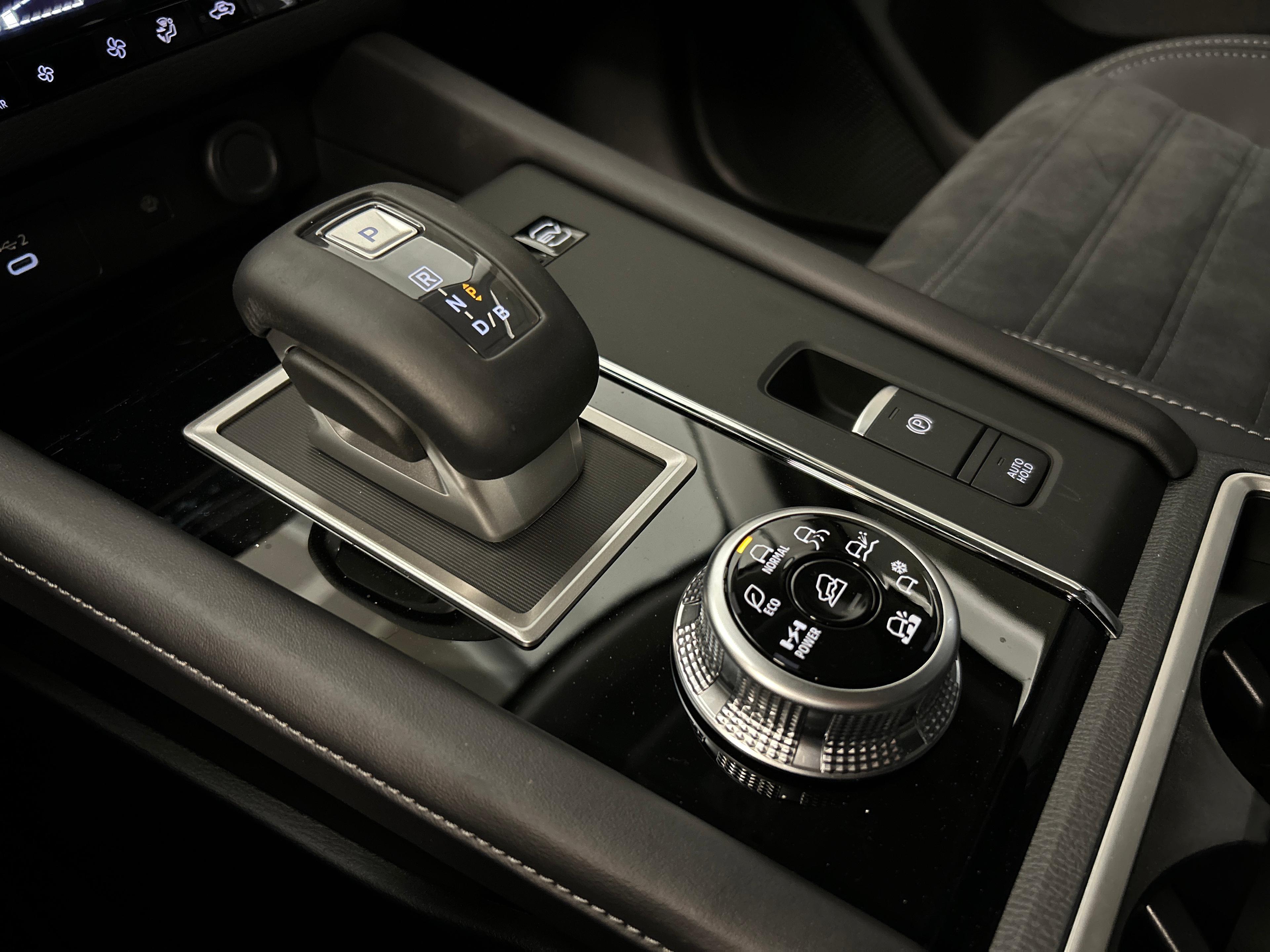 Mitsubishi Outlander 2.4 PHEV Intense 4x4_14