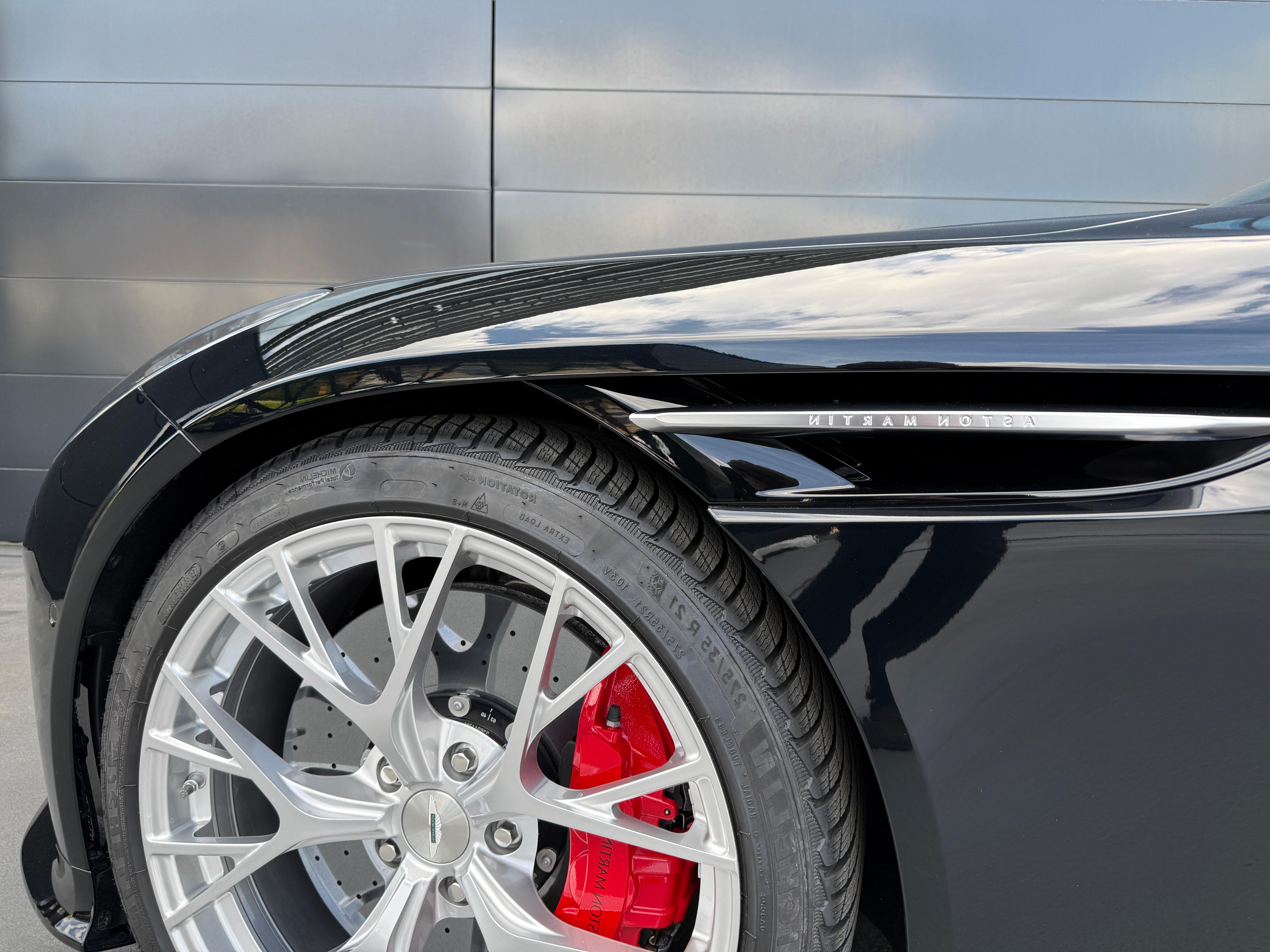 Aston Martin DB12 Coupé 4.0 V8 Bi-Turbo_19