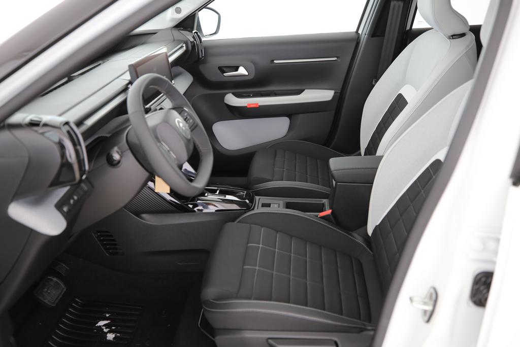 Citroën C3 1.2 Hybrid Edition Tricolore_6