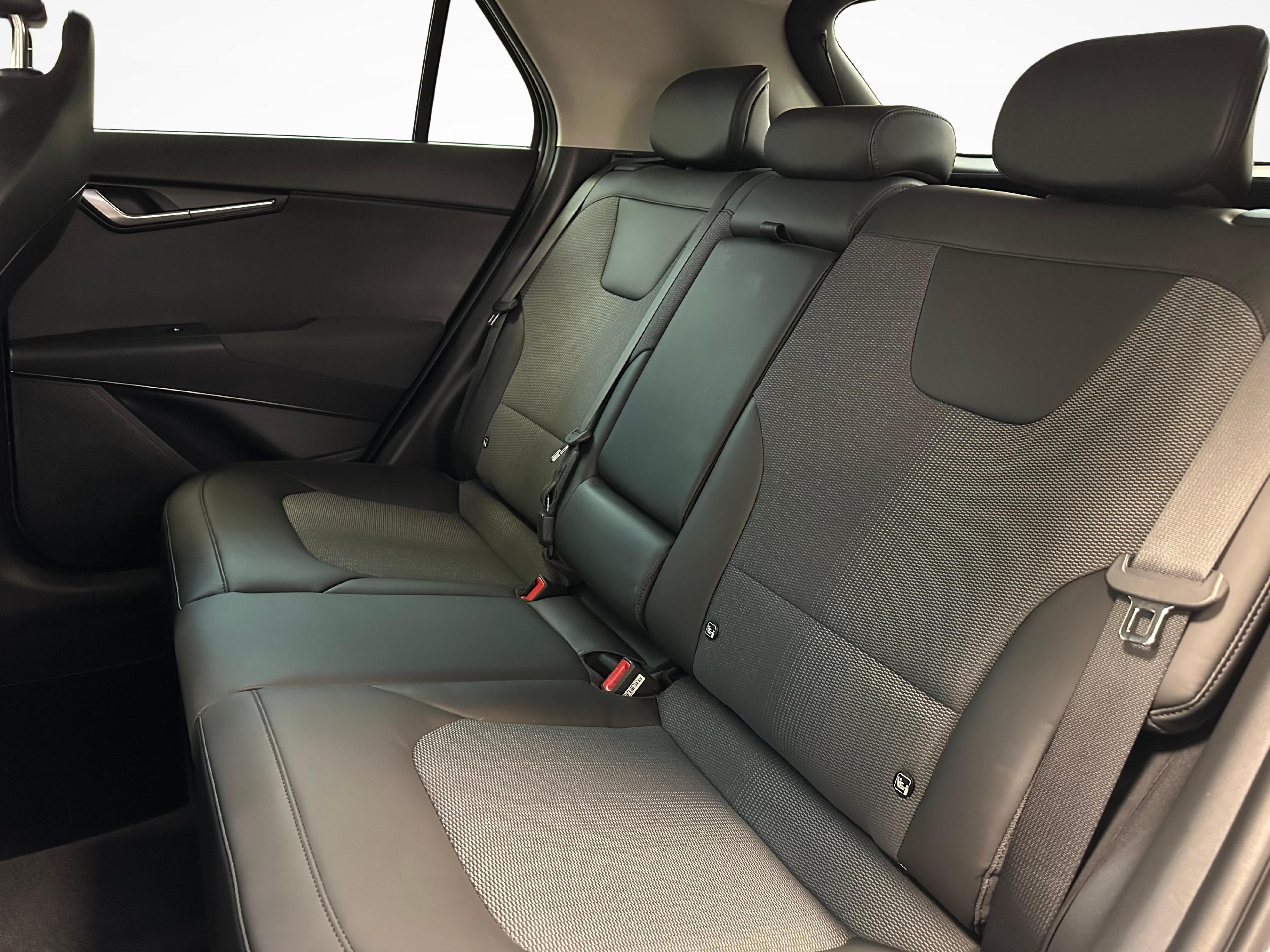 KIA Niro 1.6 GDi Hybrid Power Edition_10