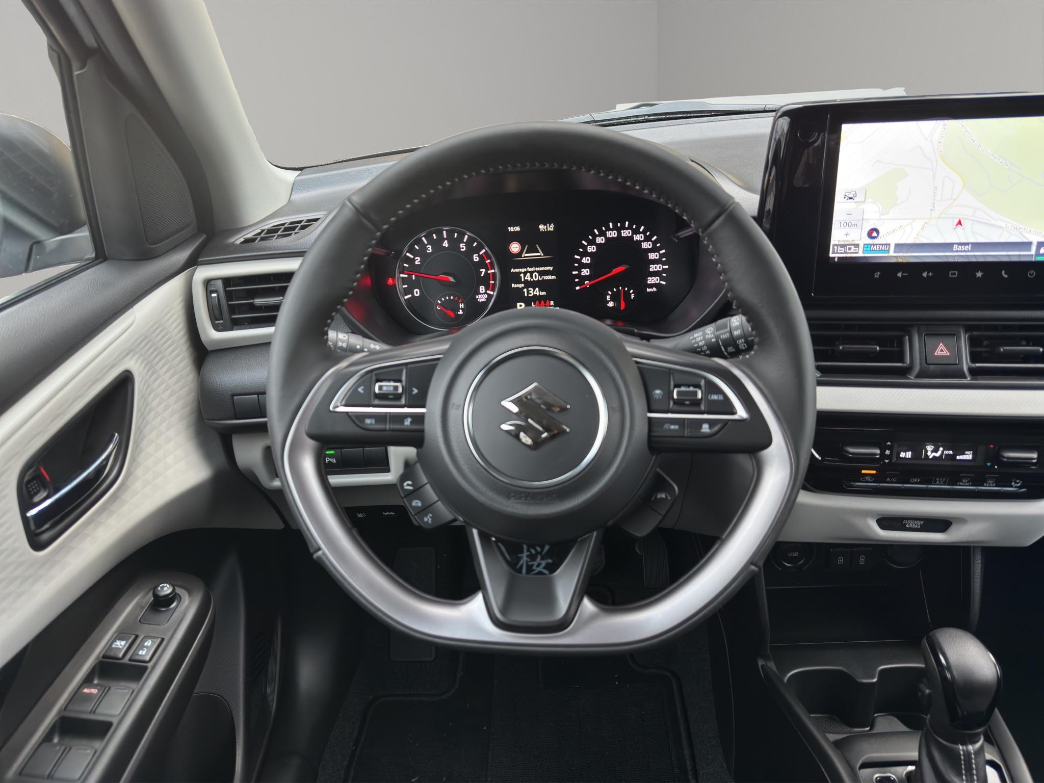 Suzuki Swift 1.2 Sakura Top Hybrid_5