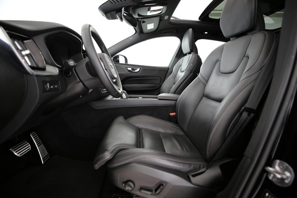 Volvo XC60 2.0 T6 TE Plus Dark eAWD_3