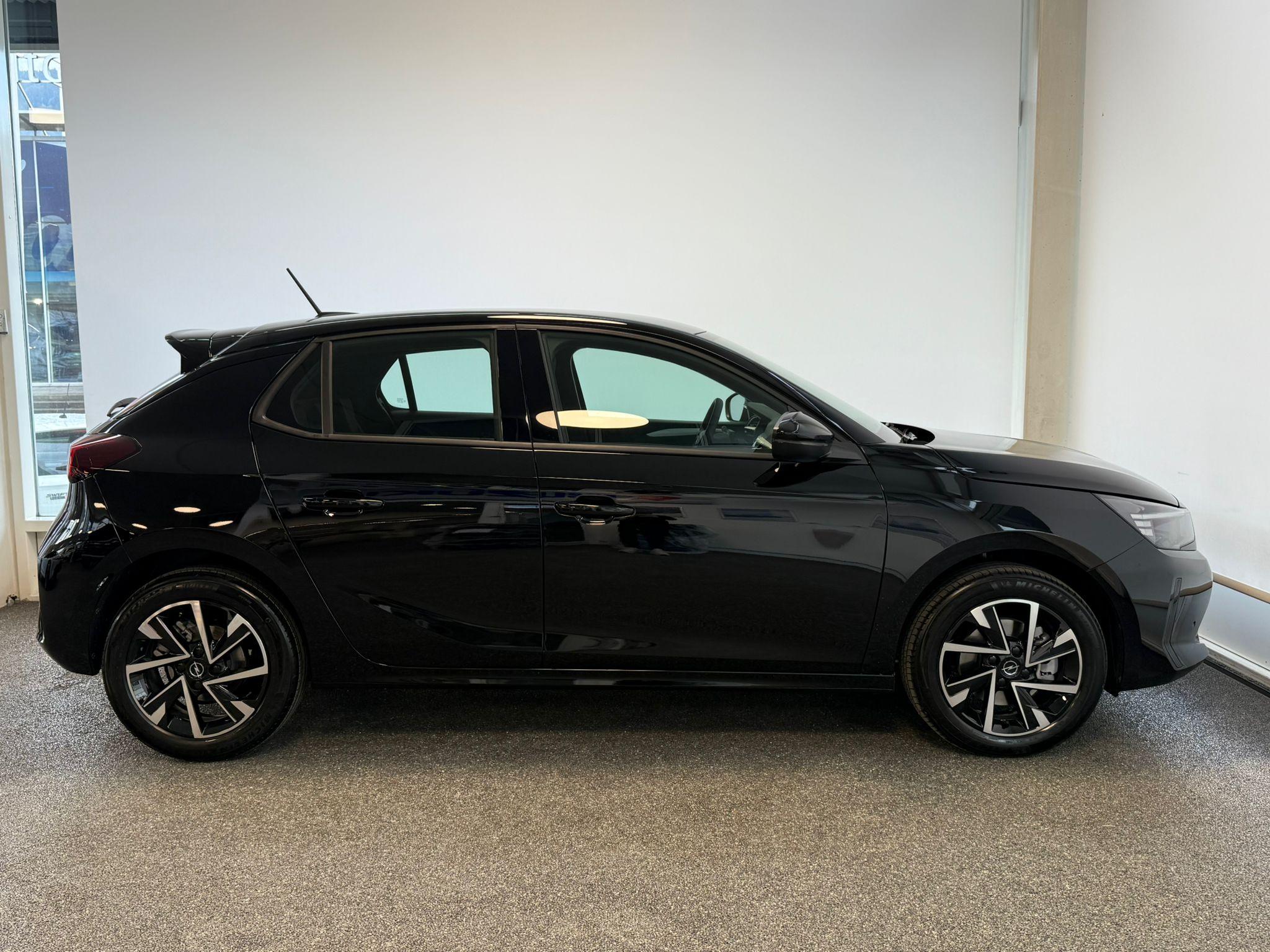 Opel Corsa 1.2 T Hybrid Viva_4