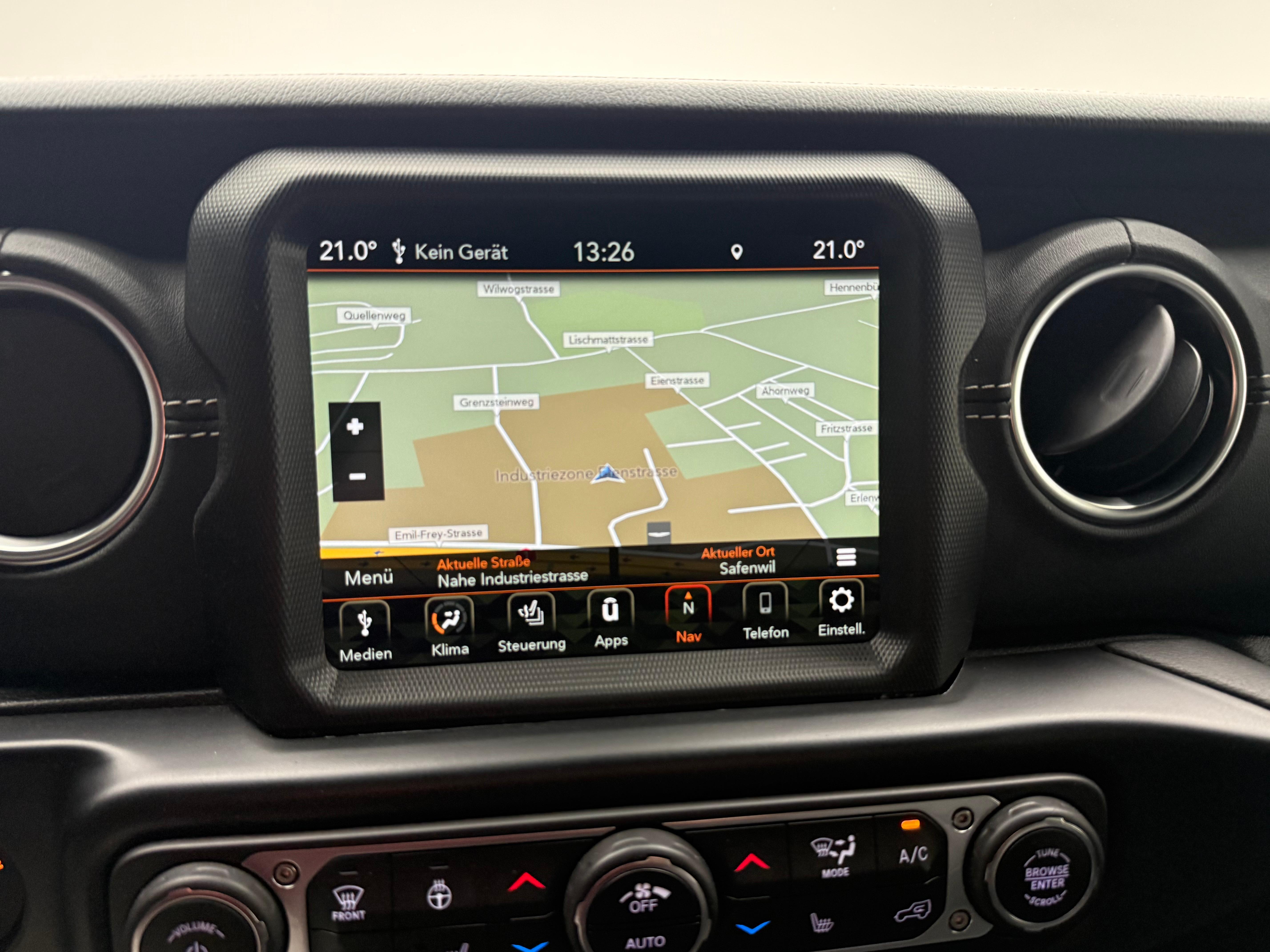 JEEP Wrangler 2.0 Turbo Sahara Unlimited 4xe_14