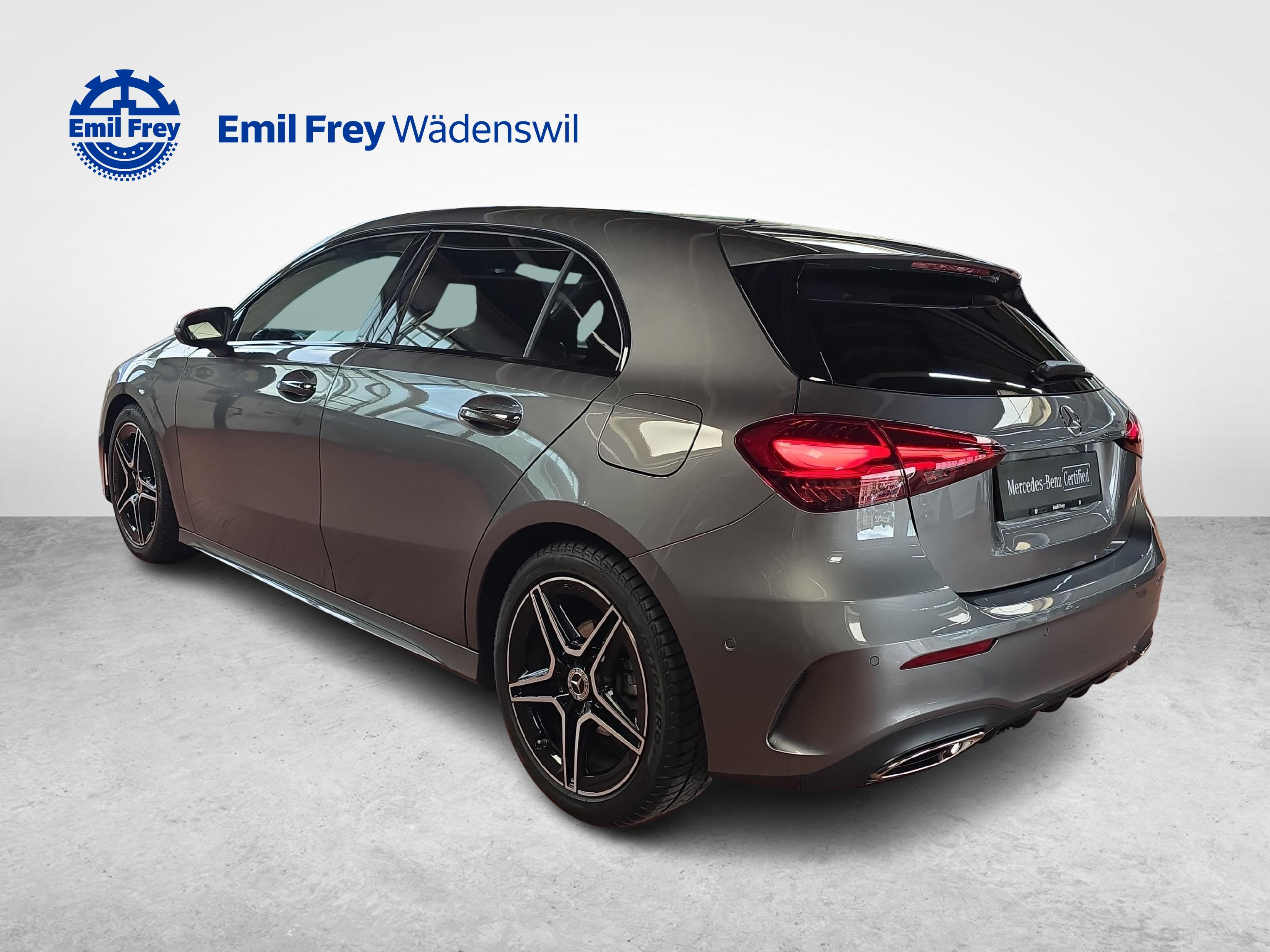 MERCEDES-BENZ A 180 Night Star AMG Line_3