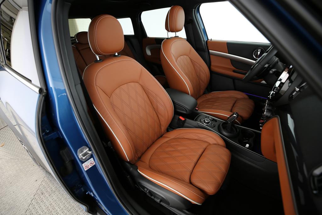MINI Countryman F60 2.0i John Cooper Works ALL4_13