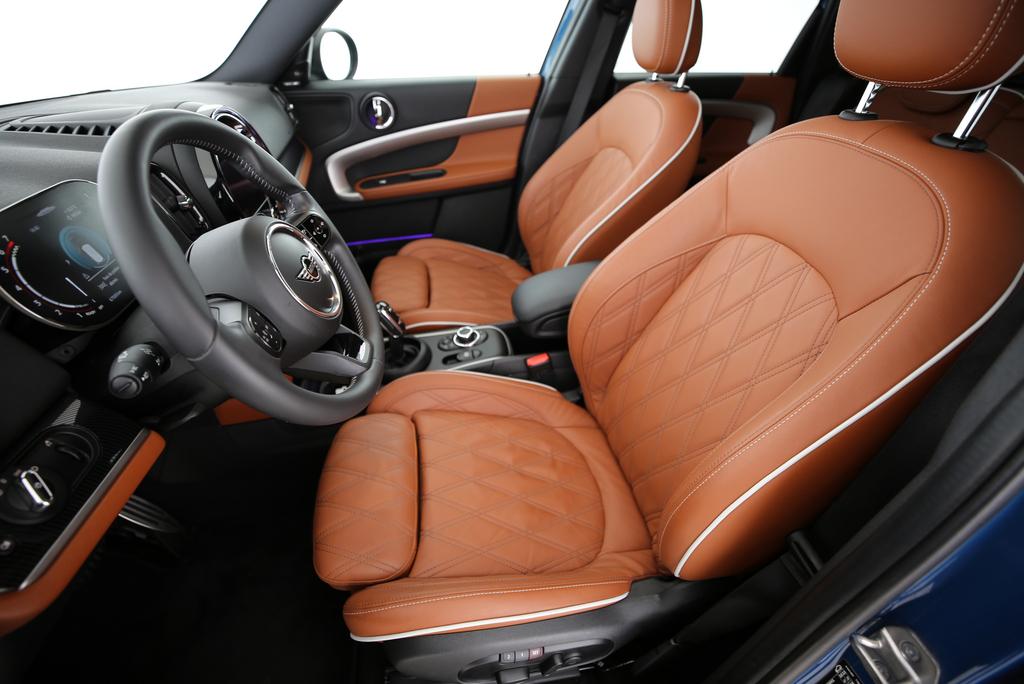 MINI Countryman F60 2.0i John Cooper Works ALL4_3