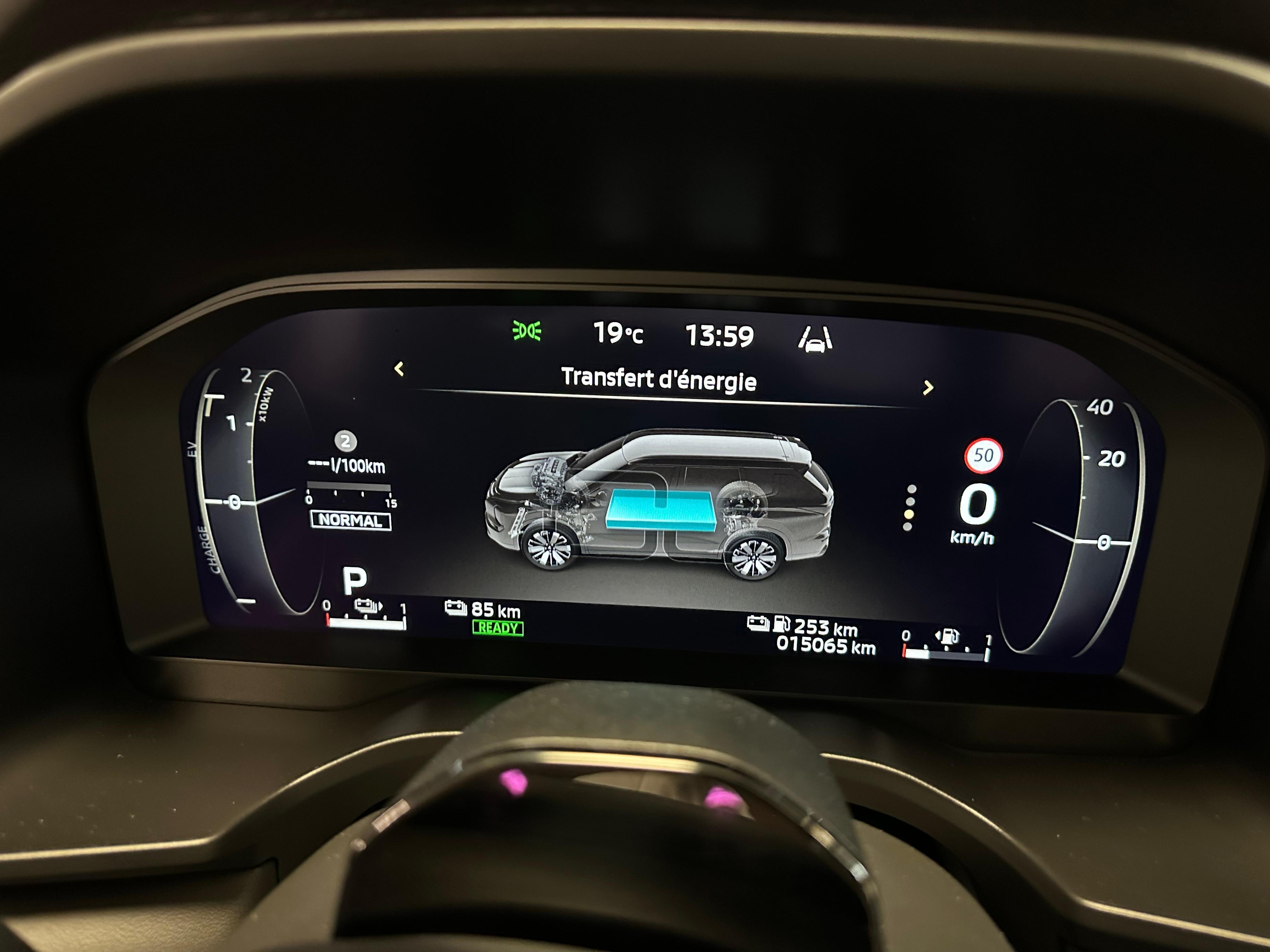 Mitsubishi Outlander 2.4 PHEV Intense 4x4_10